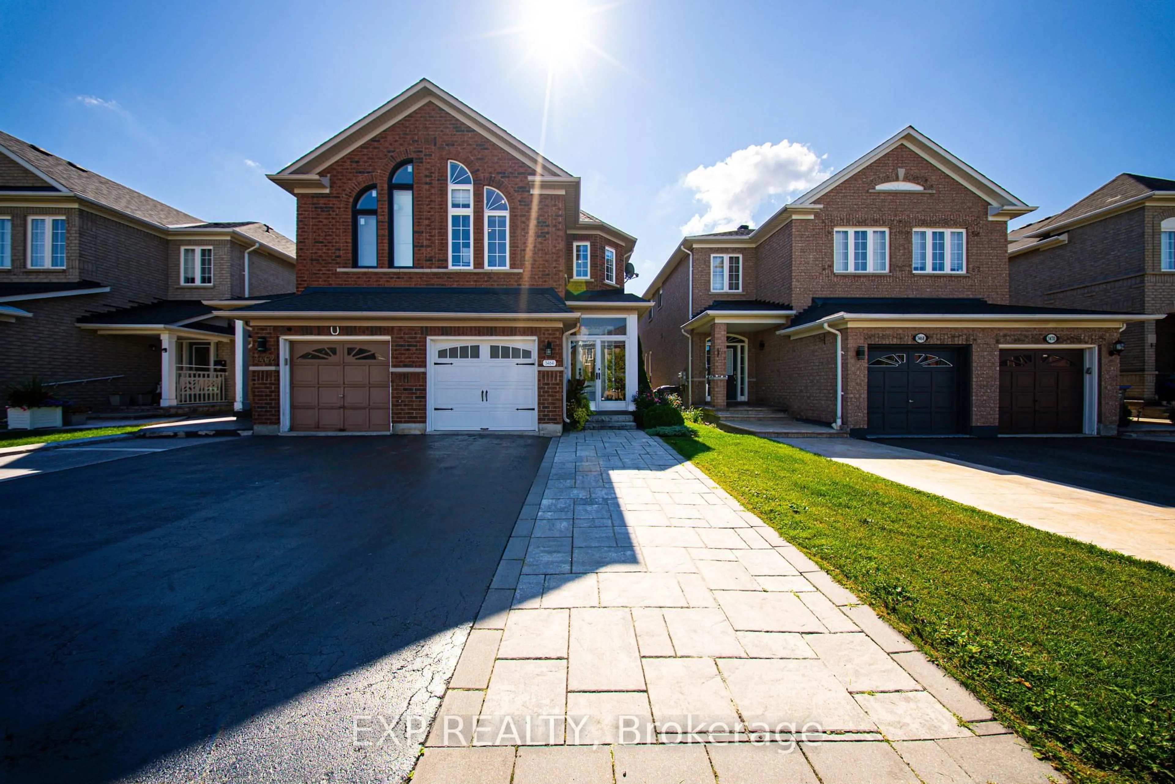 Home with brick exterior material, street for 3464 Fountain Park Ave, Mississauga Ontario L5M 1X1