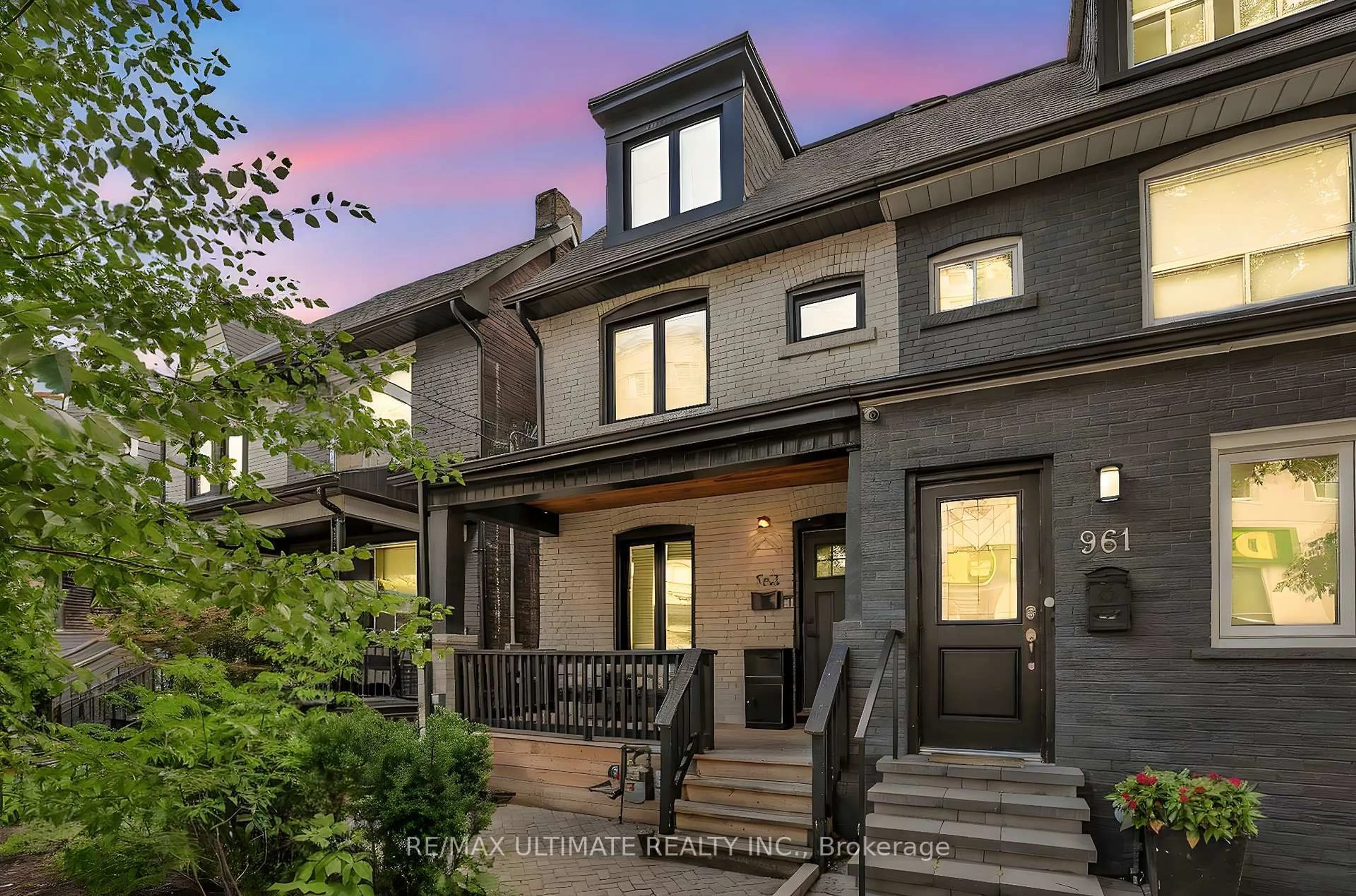 Home with brick exterior material, street for 963 Lansdowne Ave, Toronto Ontario M6H 3Z5