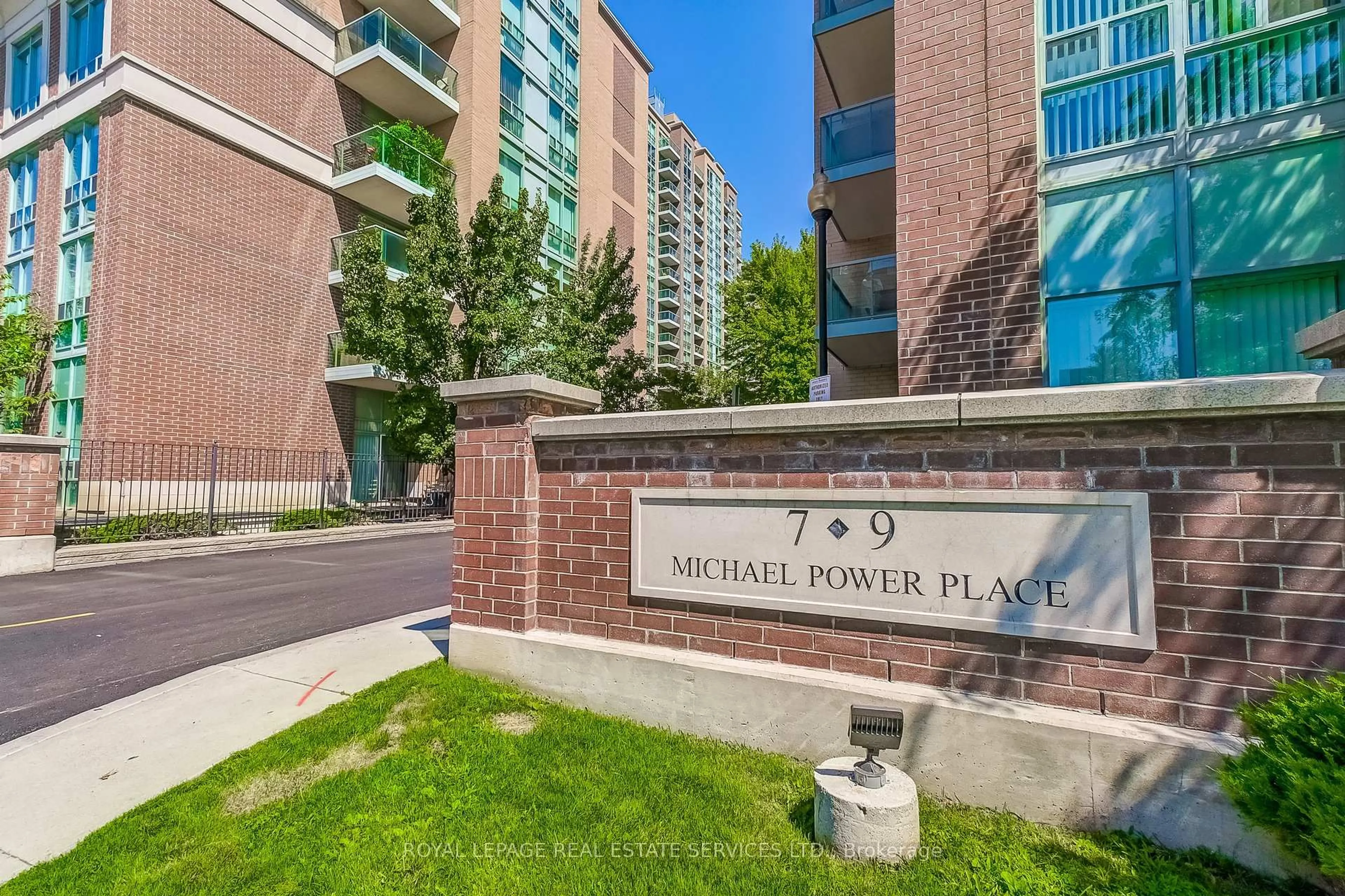 Patio, street for 9 Michael Power Pl #1005, Toronto Ontario M9A 0A5
