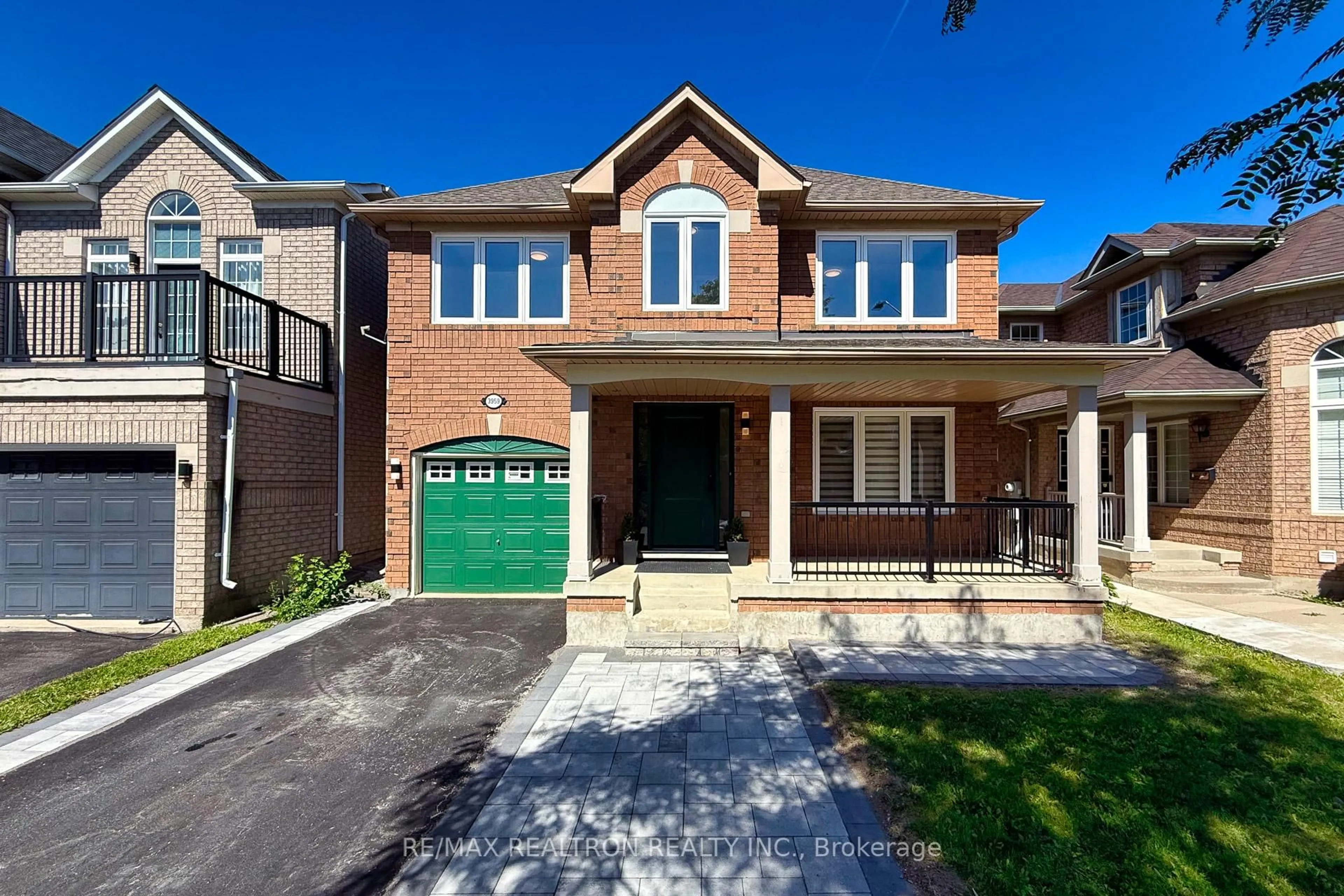 Home with brick exterior material, street for 3959 Deepwood Hts, Mississauga Ontario L5M 6L9