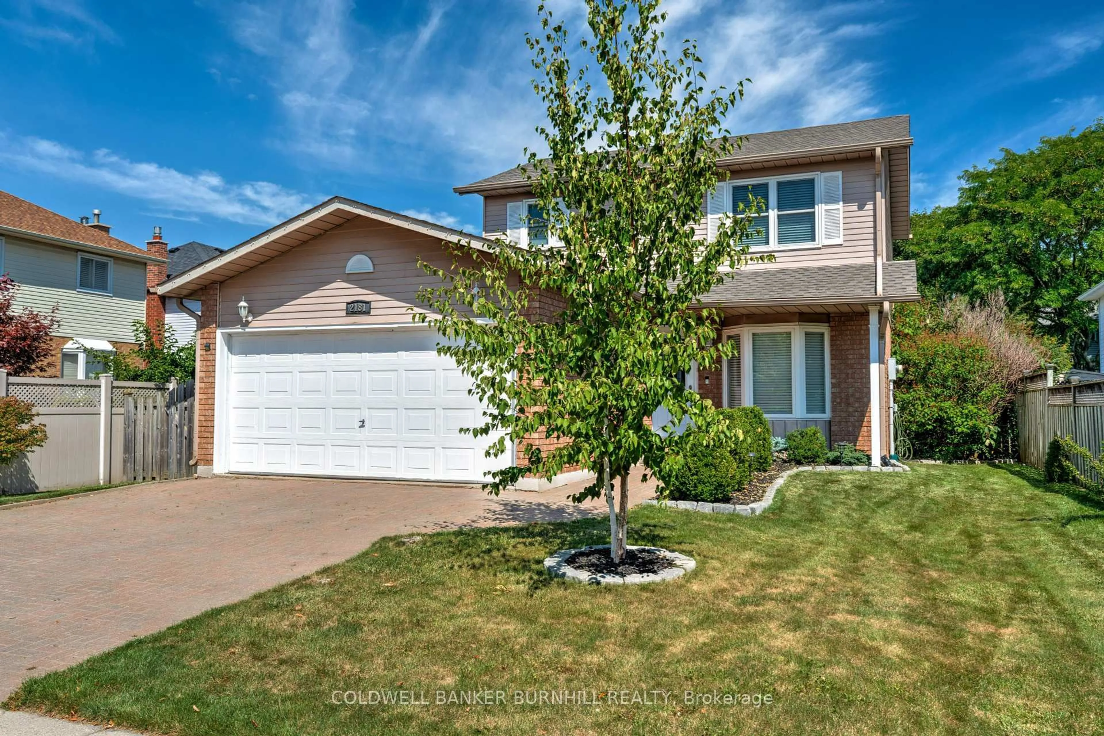 Home with vinyl exterior material, street for 2181 Cleaver Ave, Burlington Ontario L7M 3W5