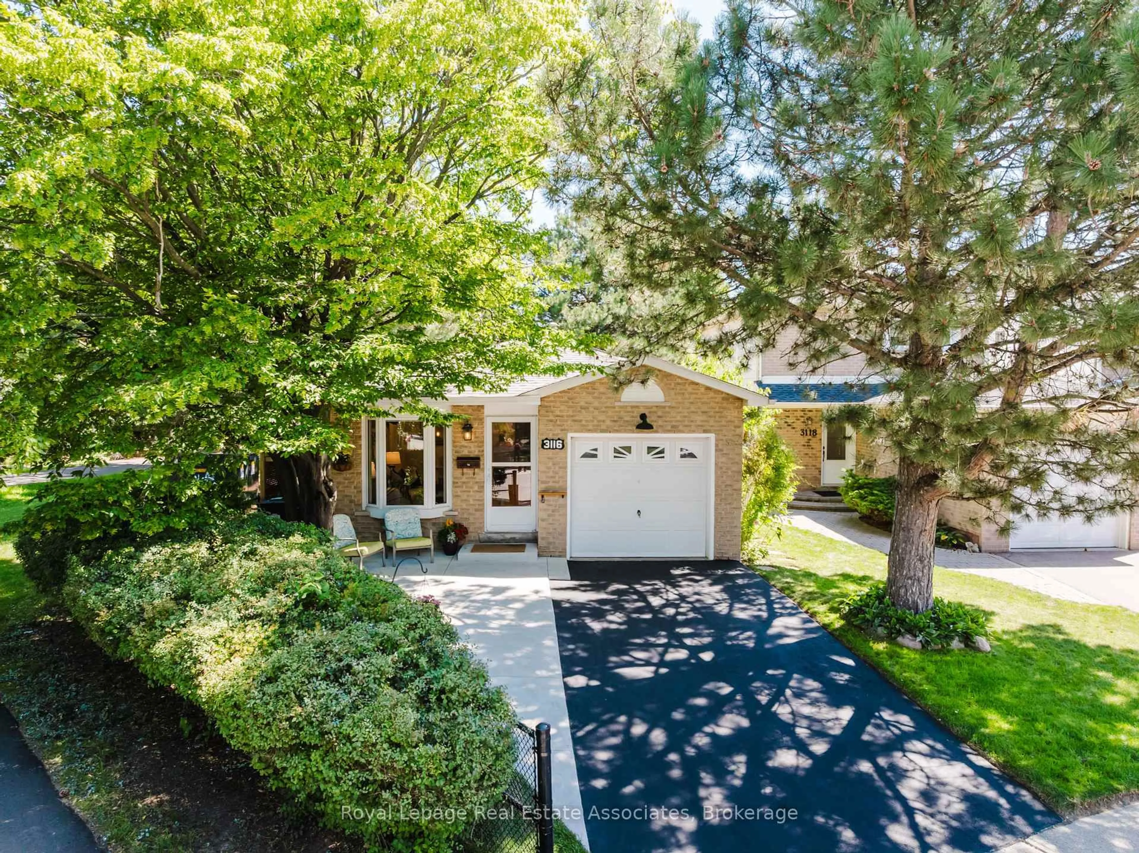 Unknown for 3116 Harris Cres, Mississauga Ontario L5N 4Y2