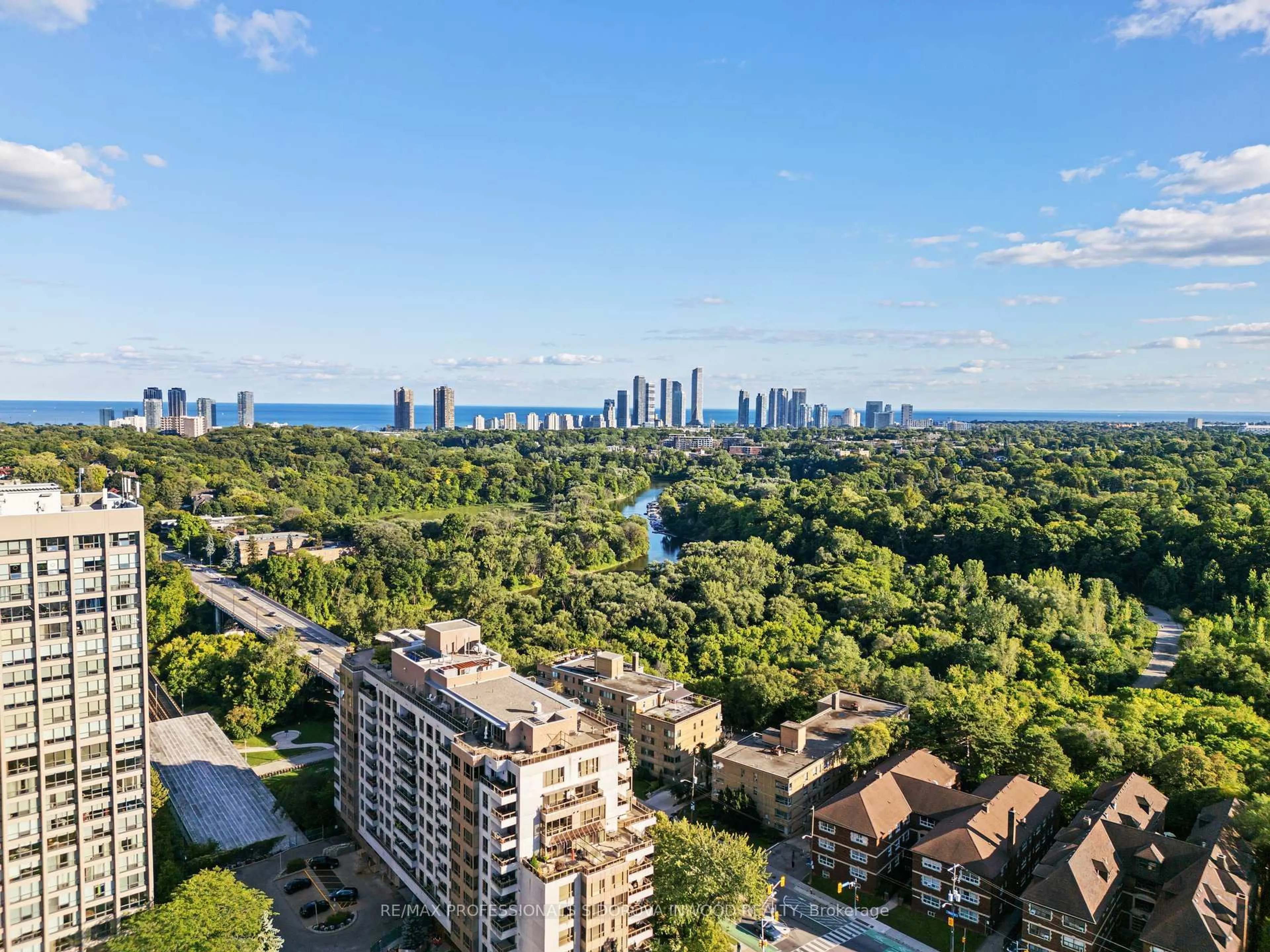 A pic from outside/outdoor area/front of a property/back of a property/a pic from drone, city buildings view from balcony for 2662 Bloor St #507, Toronto Ontario M8X 2Z7