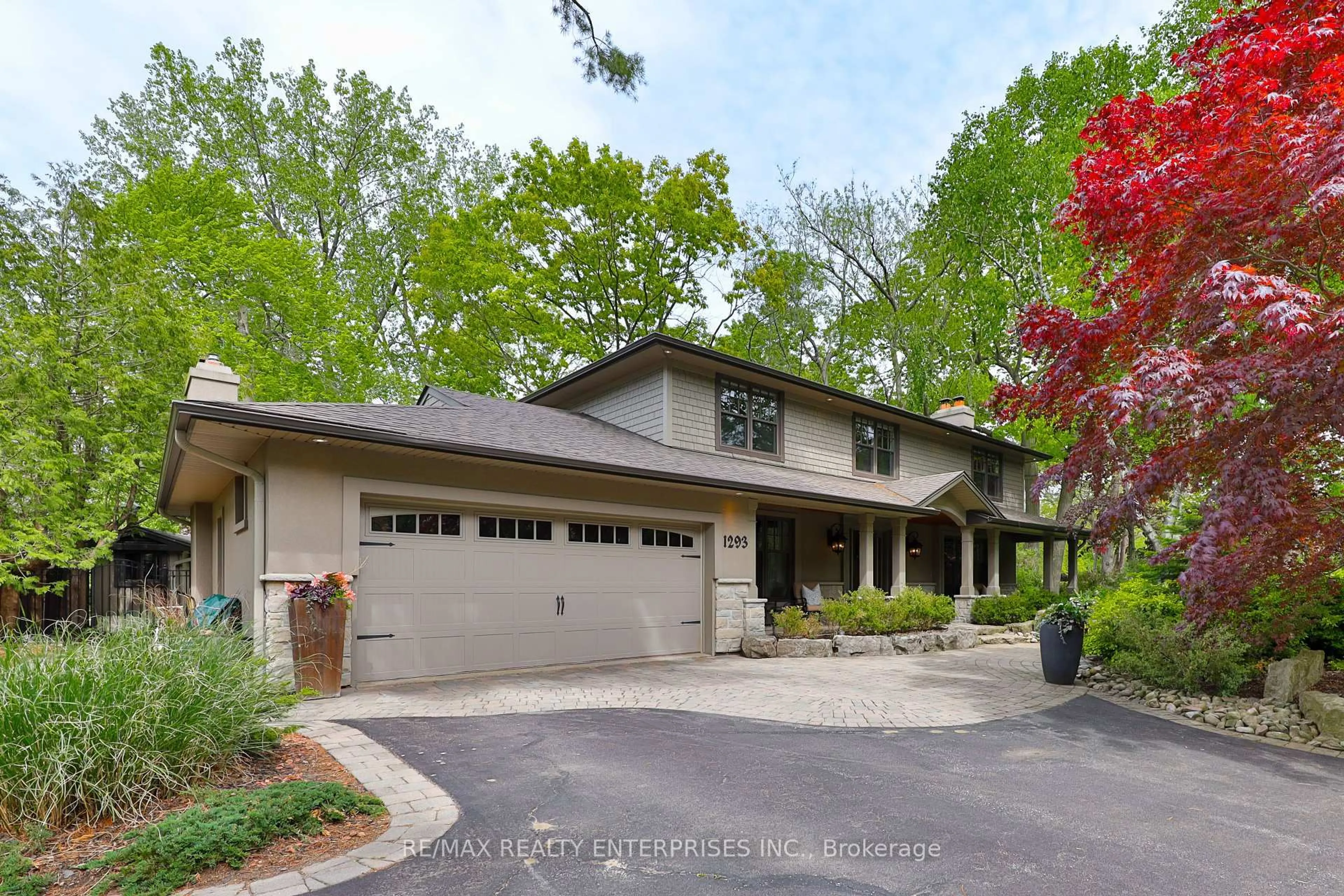 Home with brick exterior material, street for 1293 Greenoaks Dr, Mississauga Ontario L5J 3A1