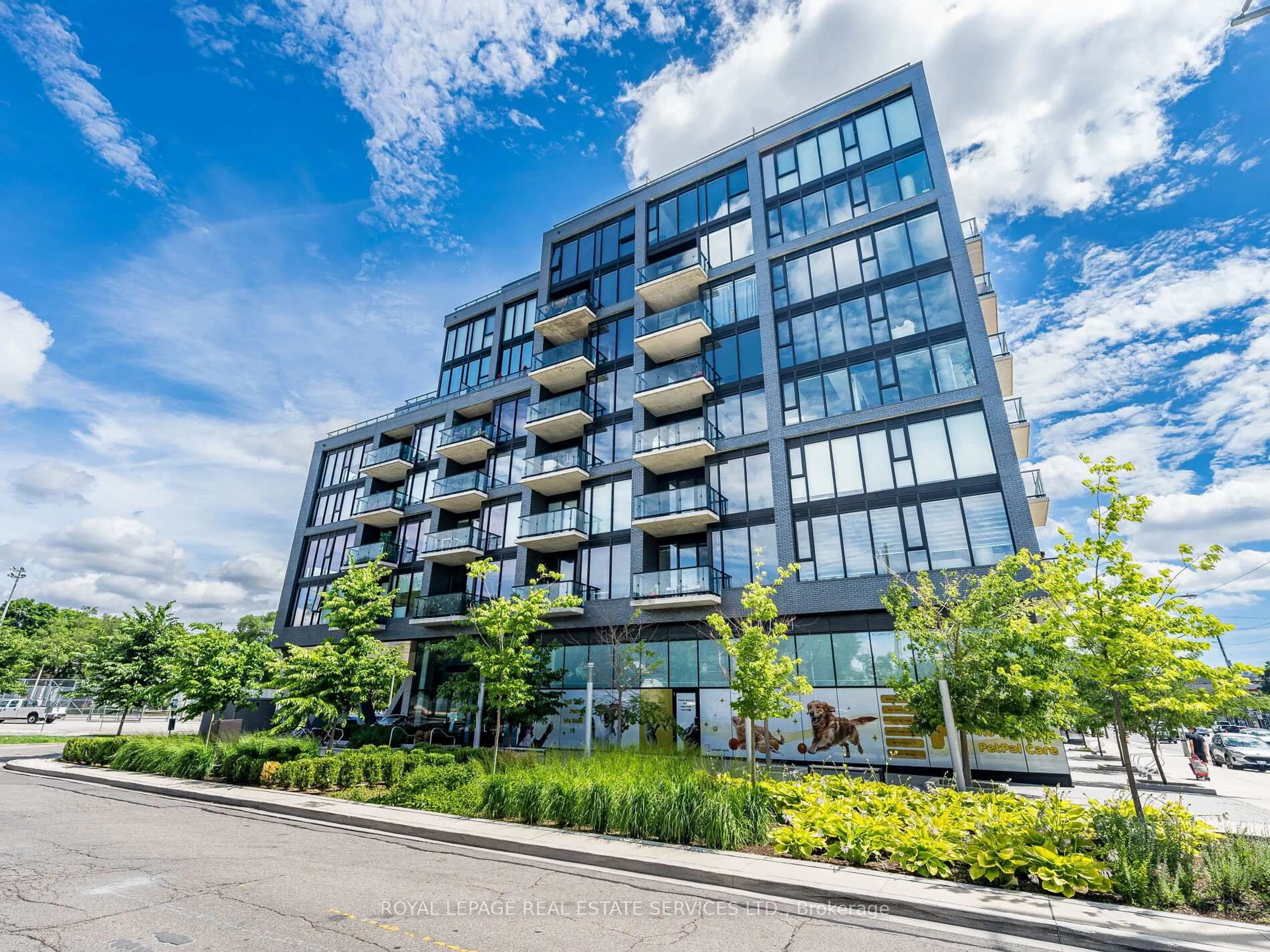 Unknown for 7 Smith Cres #312, Toronto Ontario M8Z 0Z3