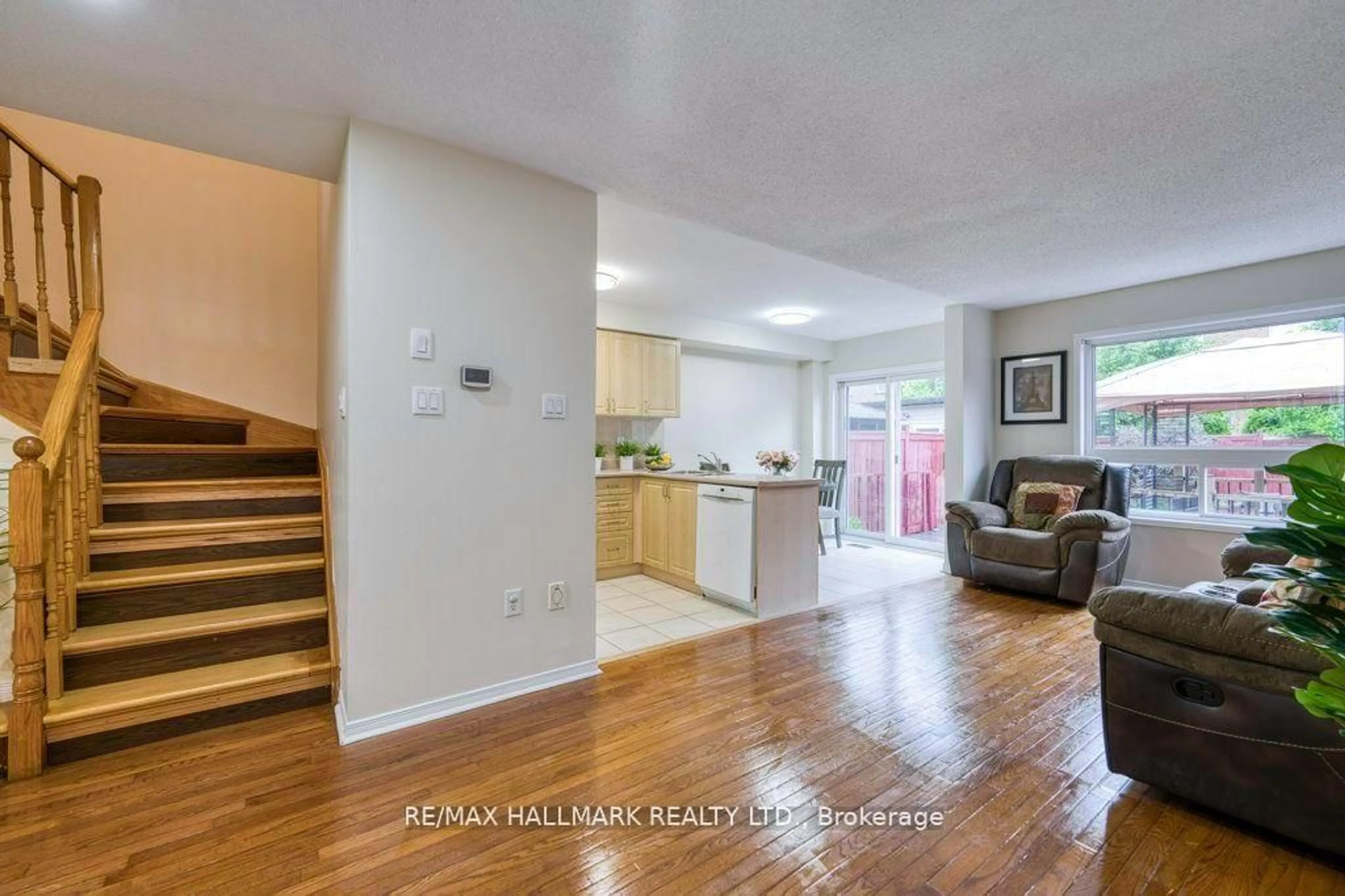 Unknown for 5909 Churchill Meadows Blvd, Mississauga Ontario L5M 6Y2