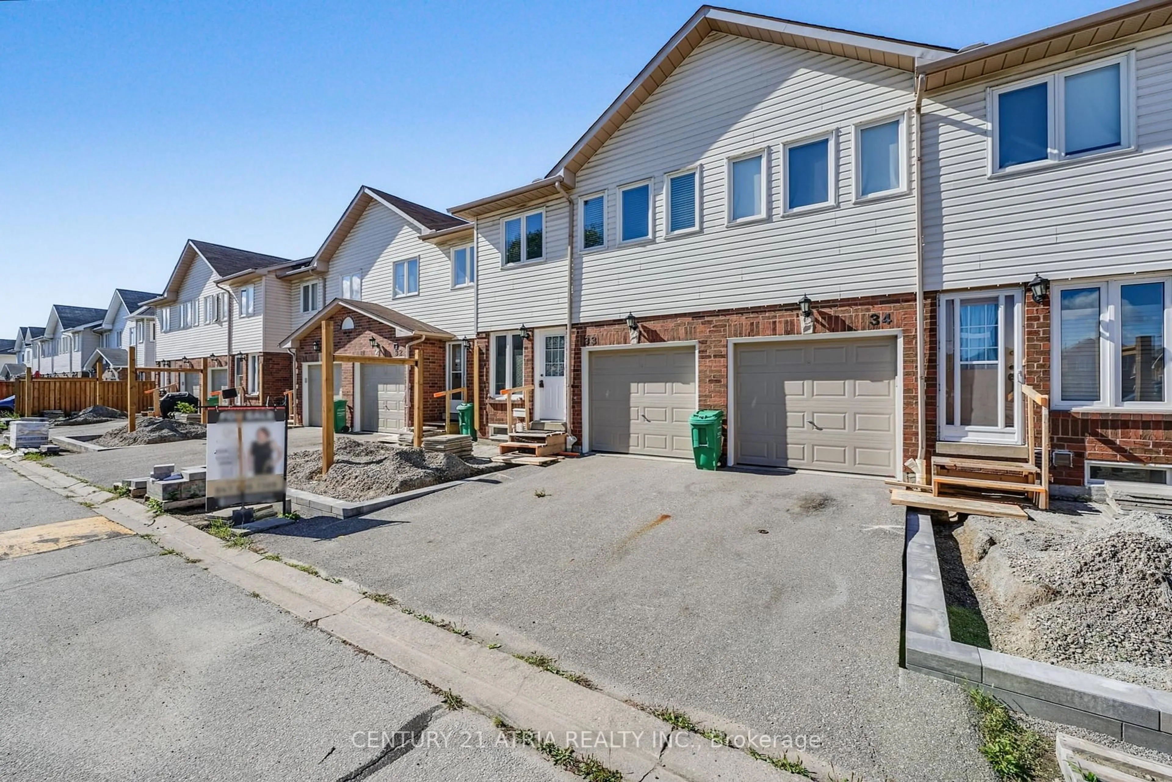 Unknown for 1485 Torrington Dr #33, Mississauga Ontario L5V 1Y3
