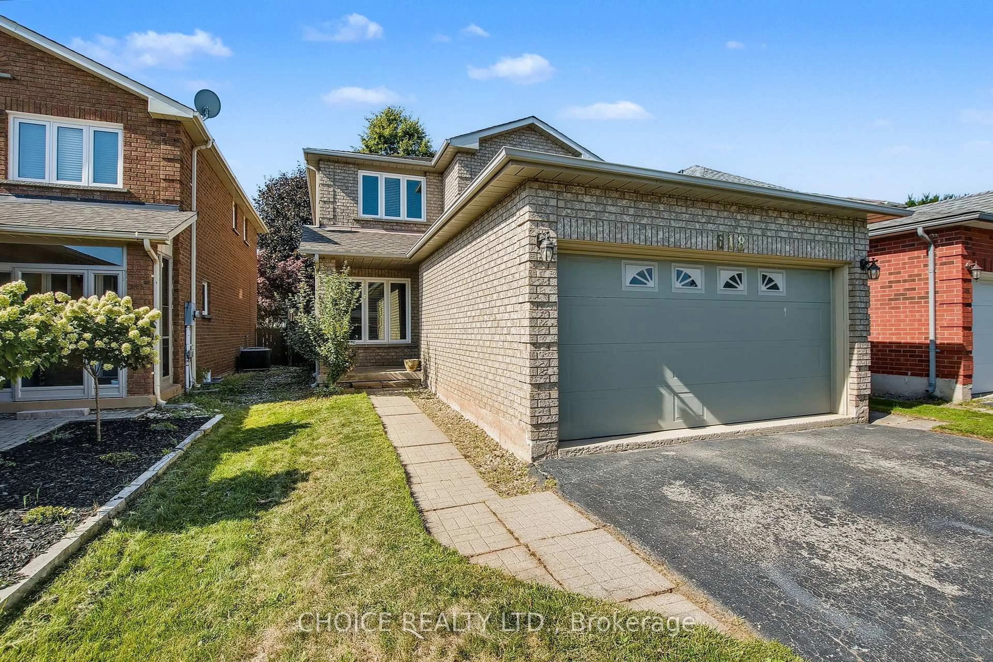Home with brick exterior material, street for 618 Fothergill Blvd, Burlington Ontario L7L 6E3
