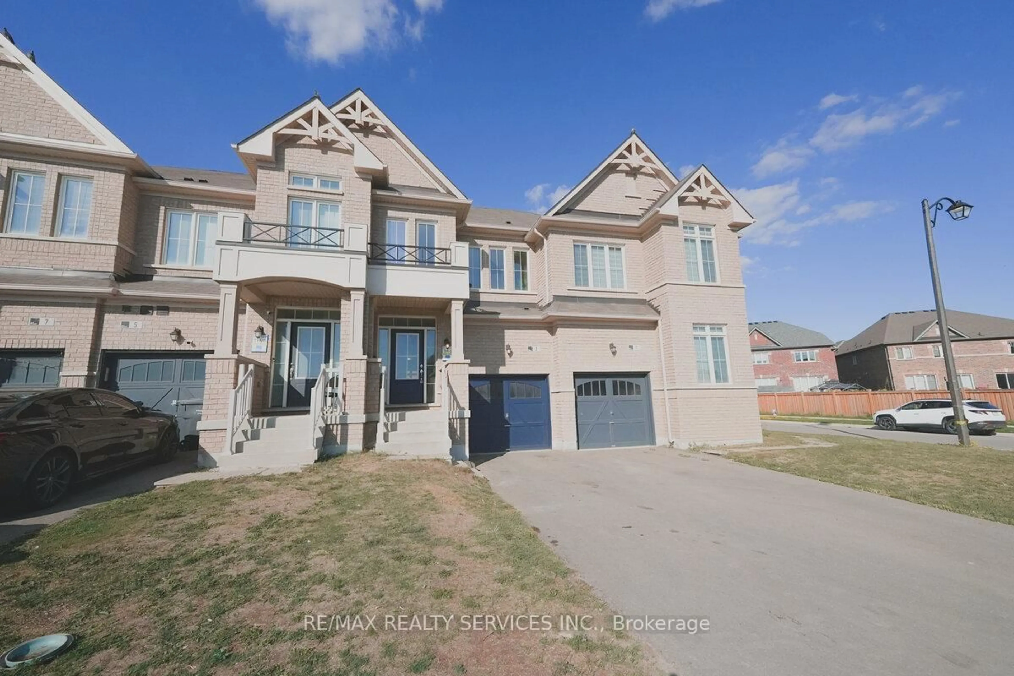 Home with brick exterior material, street for 3 Sparrowbrook St, Caledon Ontario L6V 4J2