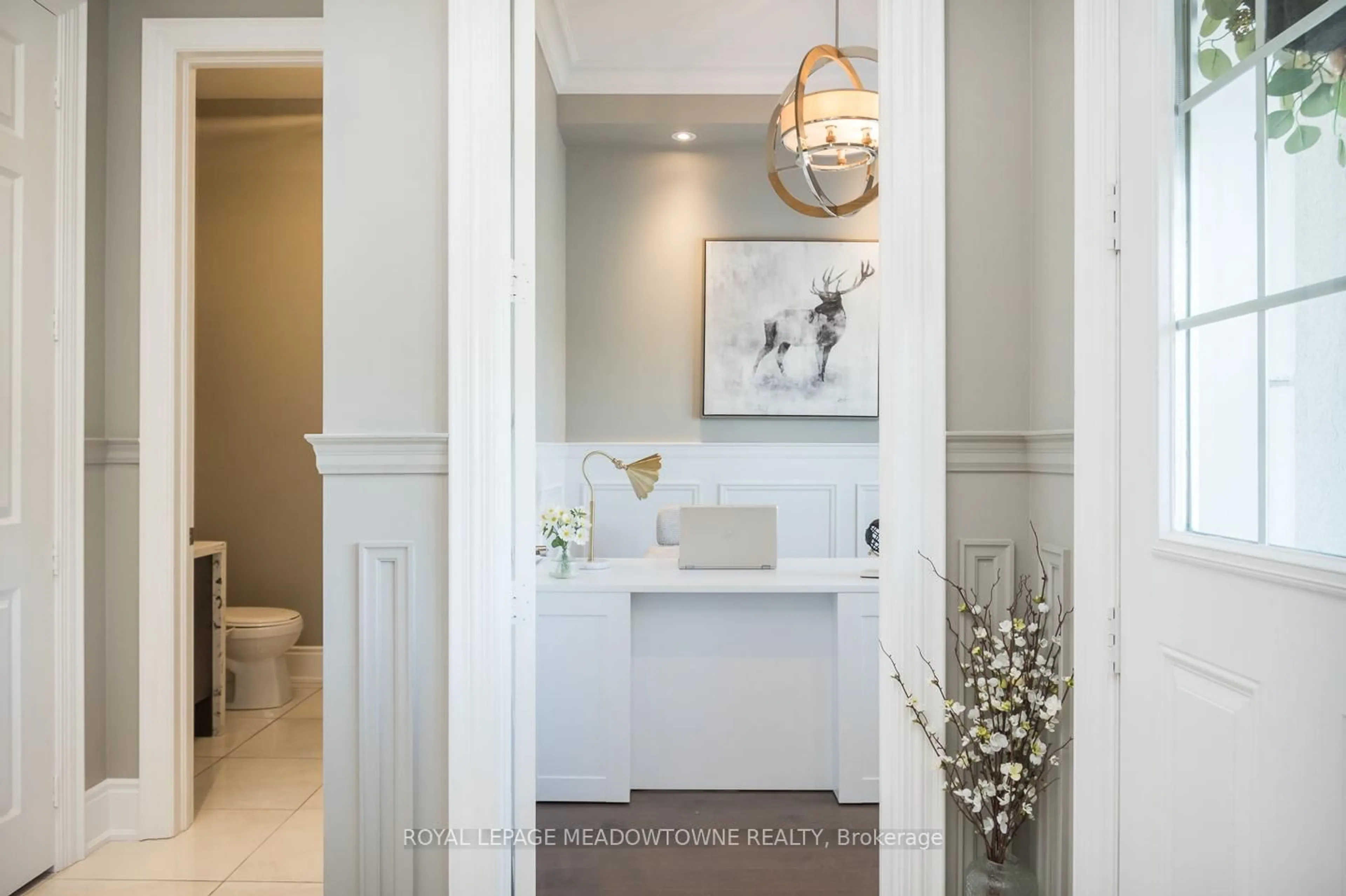 Contemporary bathroom, ceramic/tile floor for 229 Belmore Crt, Milton Ontario L9E 1H5