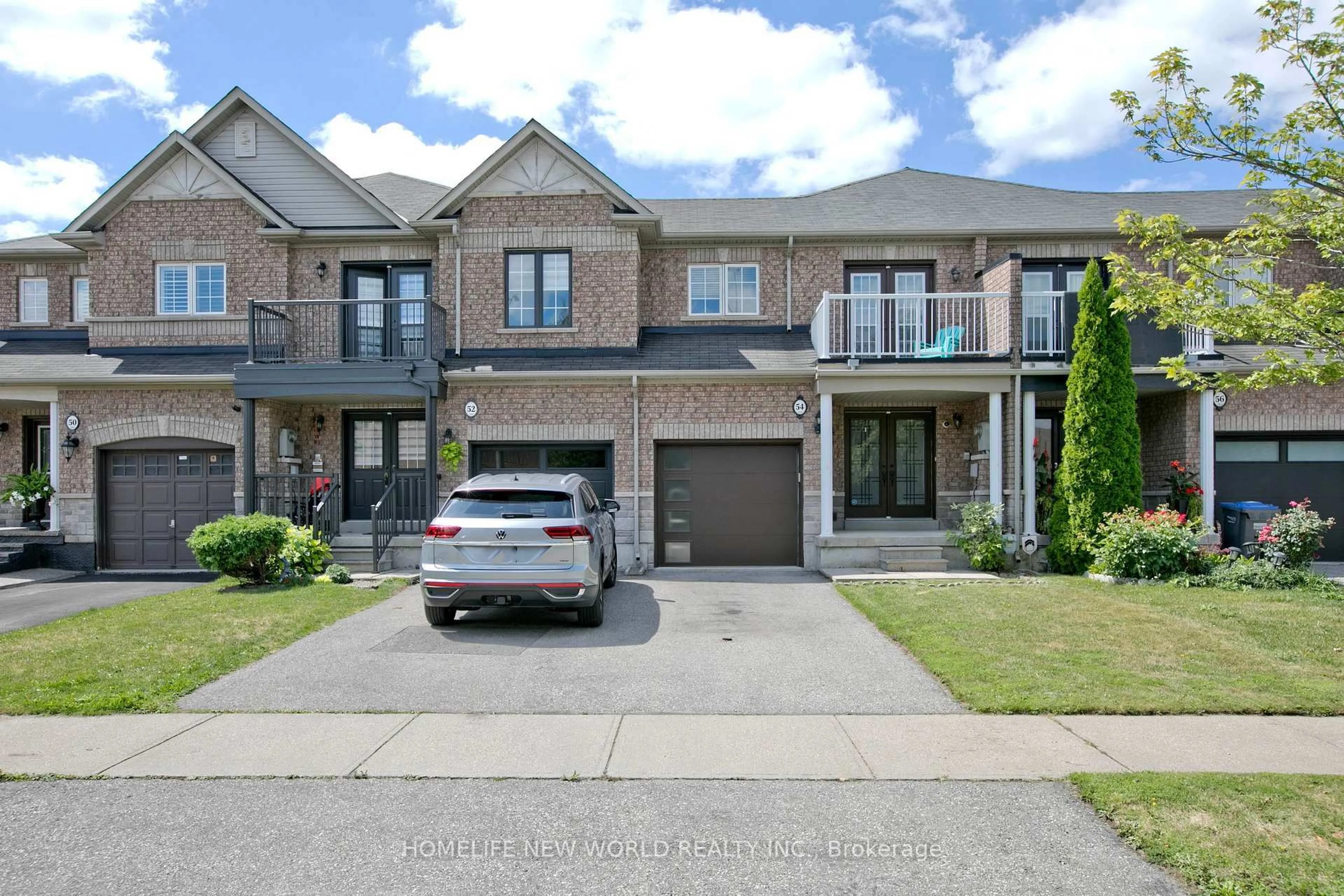 Home with brick exterior material, street for 54 Brussels Ave, Brampton Ontario L6Z 0A5