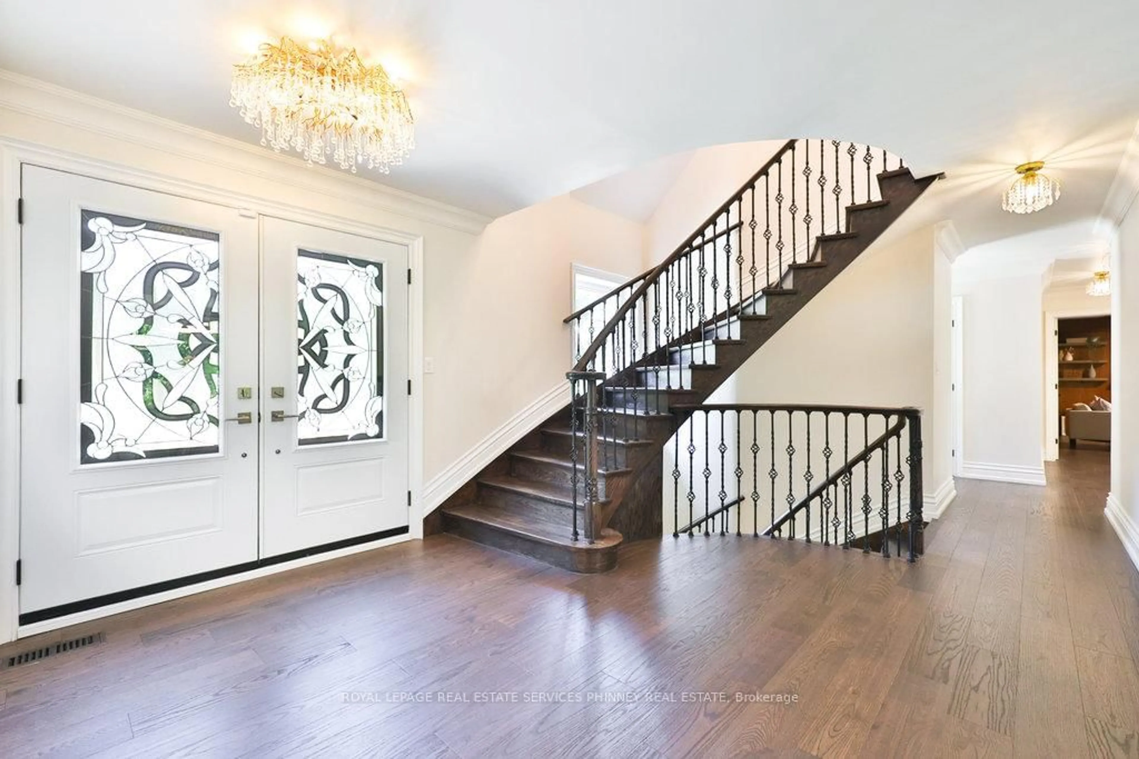 Unknown for 1033 Wenleigh Crt, Mississauga Ontario L5H 1M7