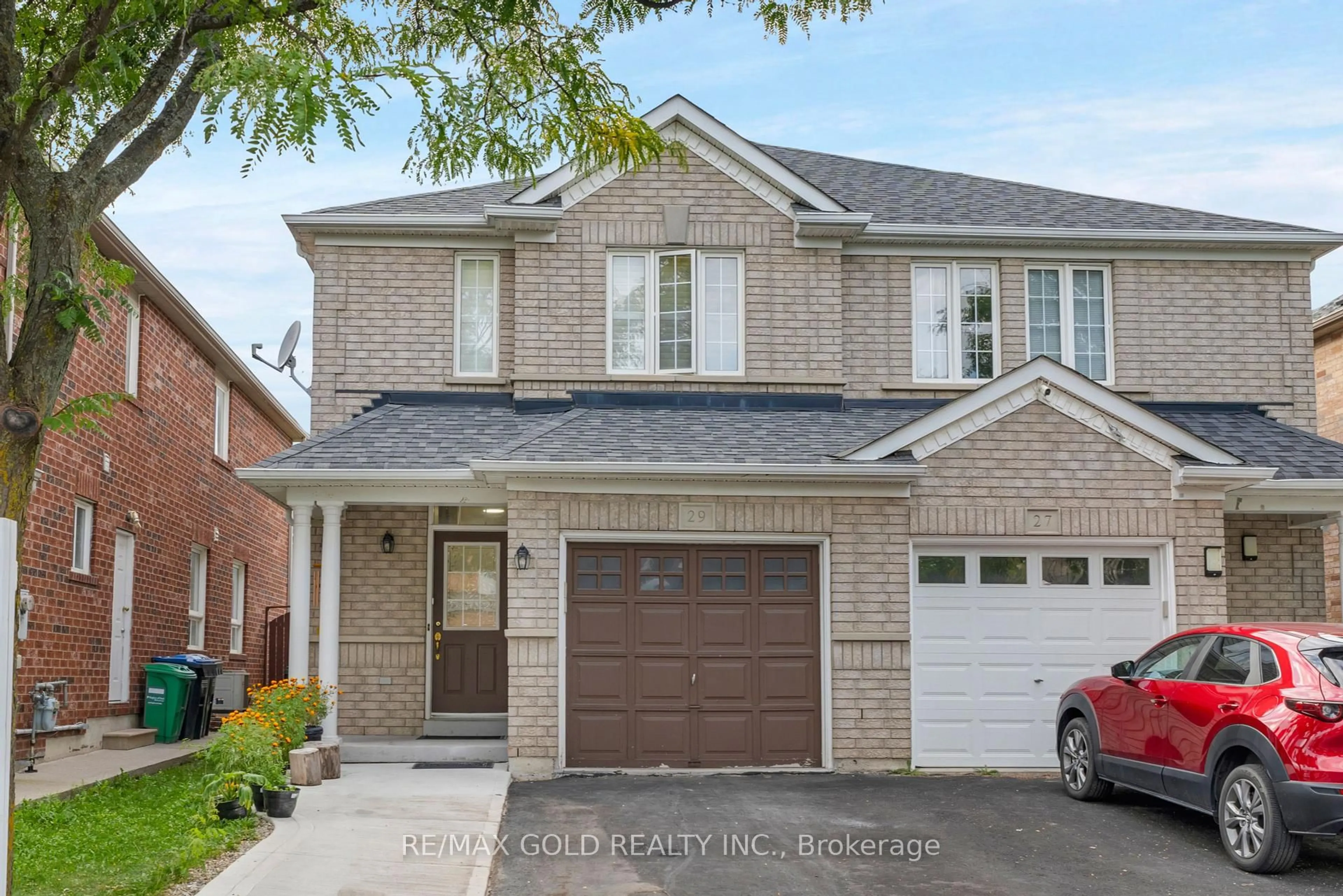Home with brick exterior material, street for 29 Sand Cherry Cres, Brampton Ontario L6R 3A9