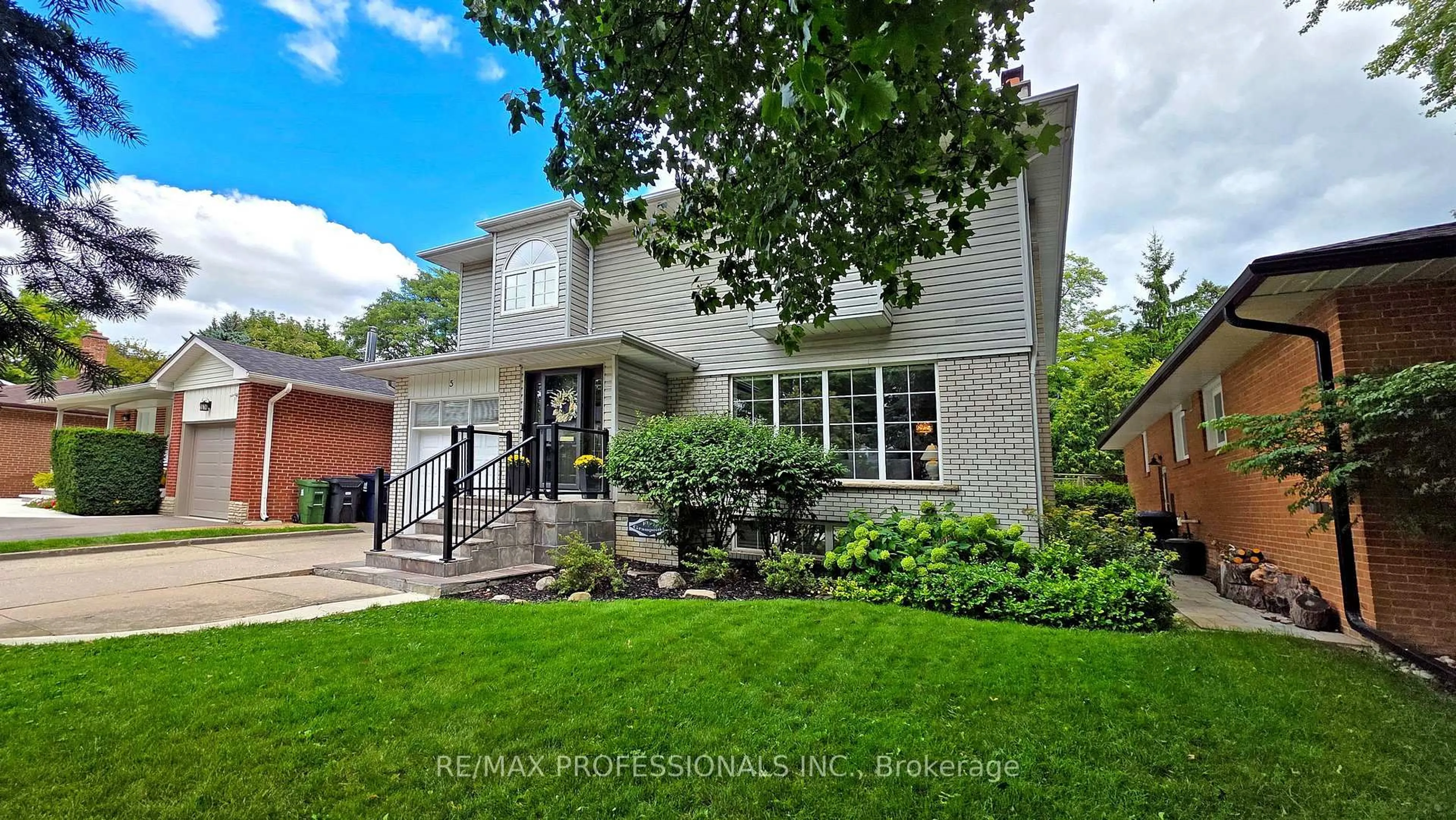 Home with brick exterior material, street for 5 Grasspoint Cres, Toronto Ontario M9C 2T9