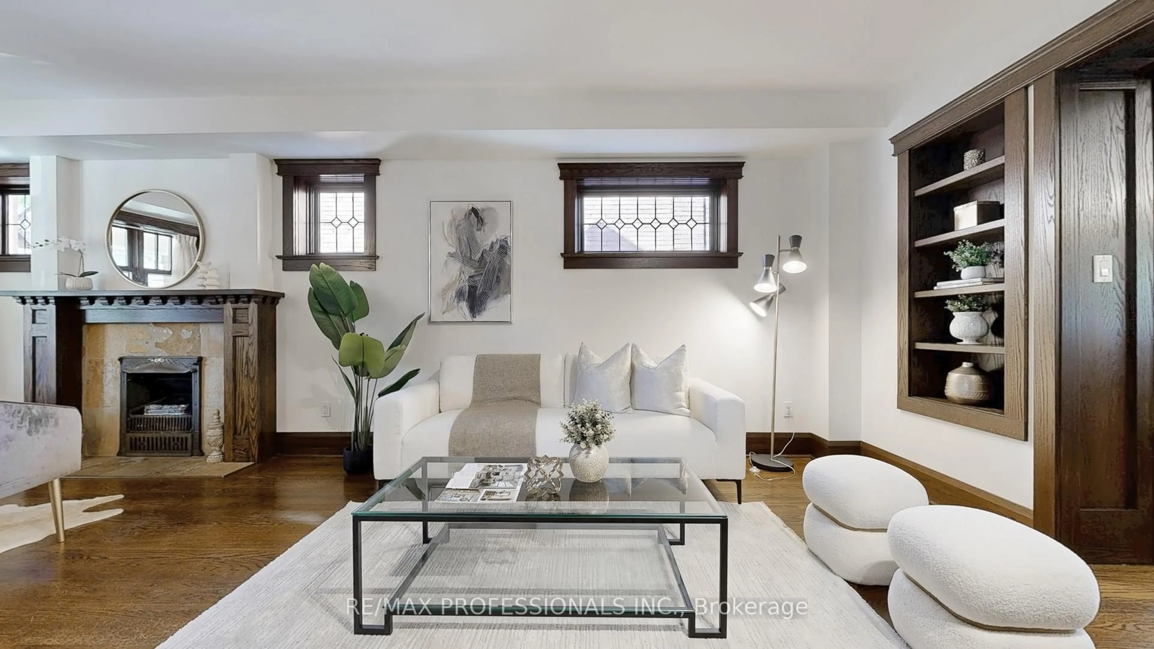 Living room with furniture, unknown for 49 Albert Ave, Toronto Ontario M8V 2L6