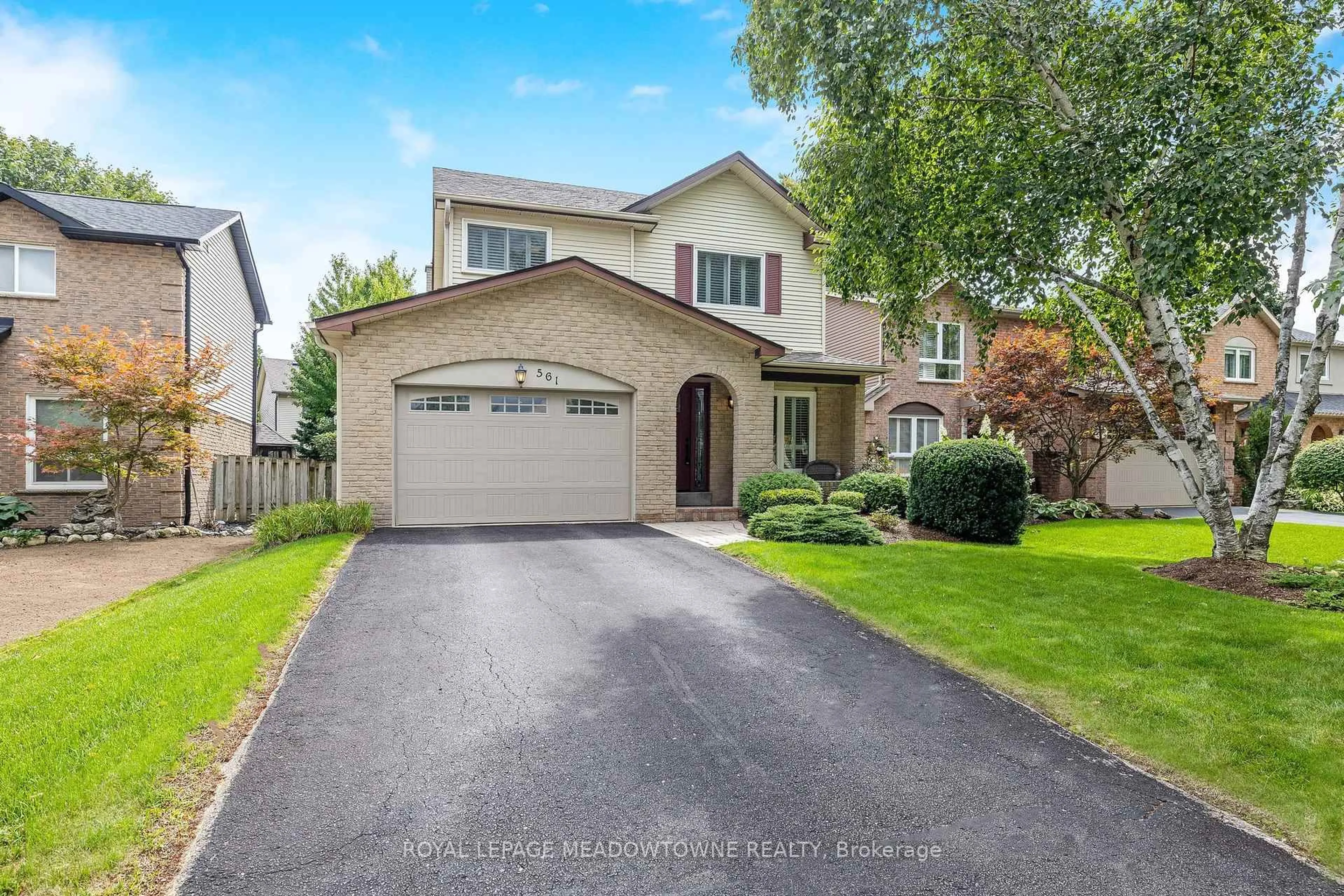 Unknown for 561 Hawthorne Cres, Milton Ontario L9T 4P8