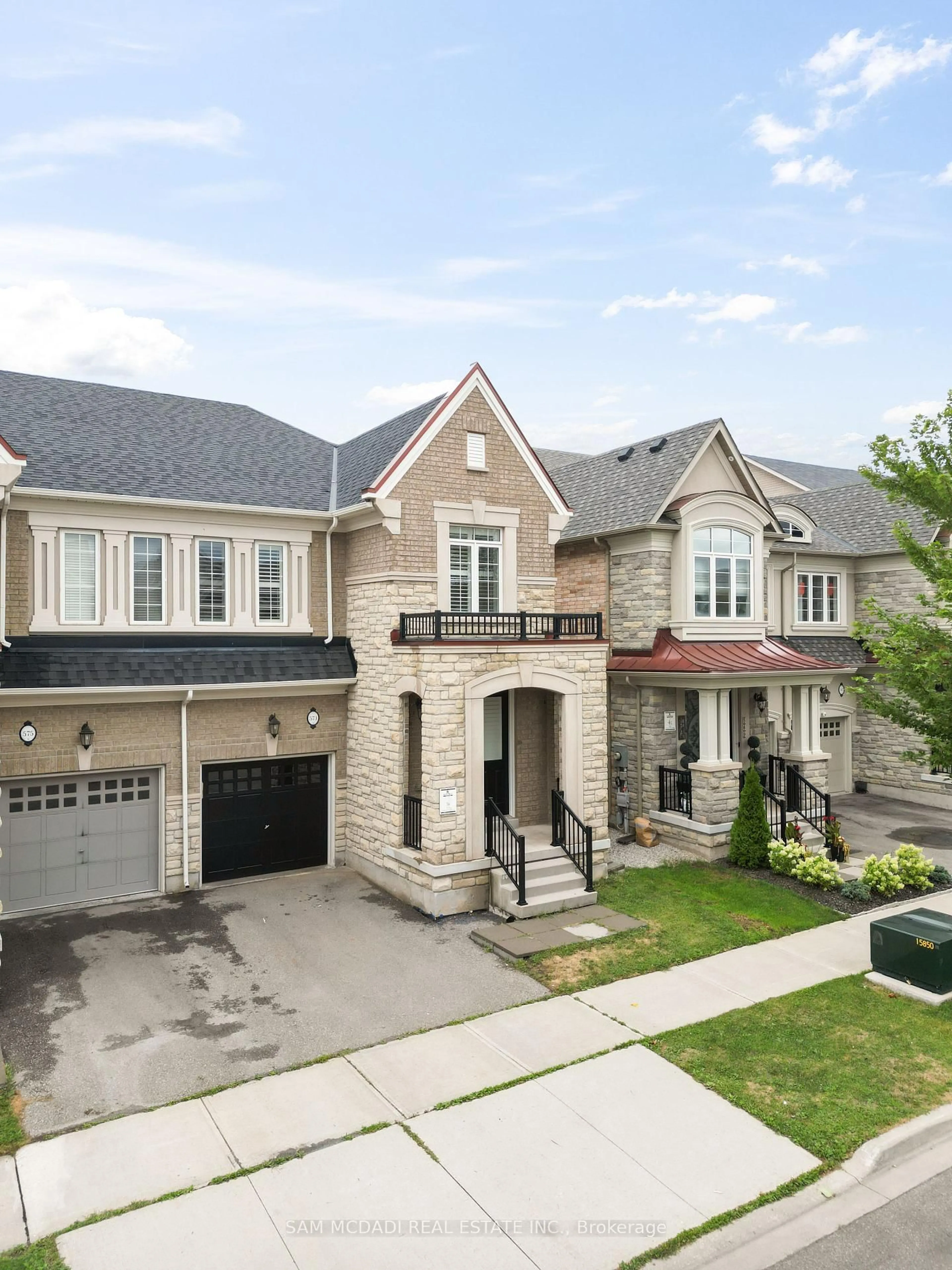 Home with brick exterior material, street for 573 Settlers Rd, Oakville Ontario L6M 1N7