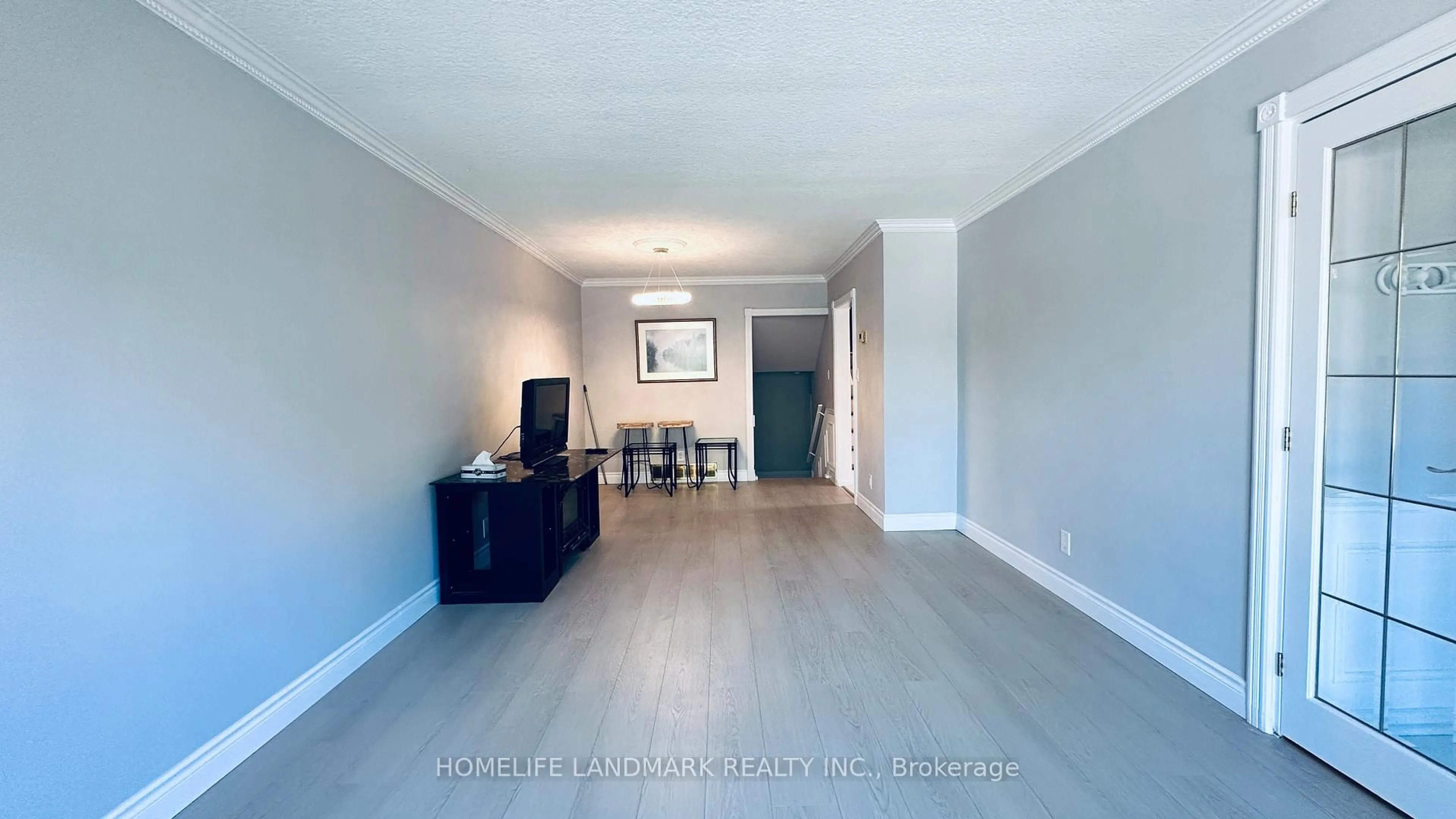A pic of a room for 3463 Orion Cres, Mississauga Ontario L5C 2H7