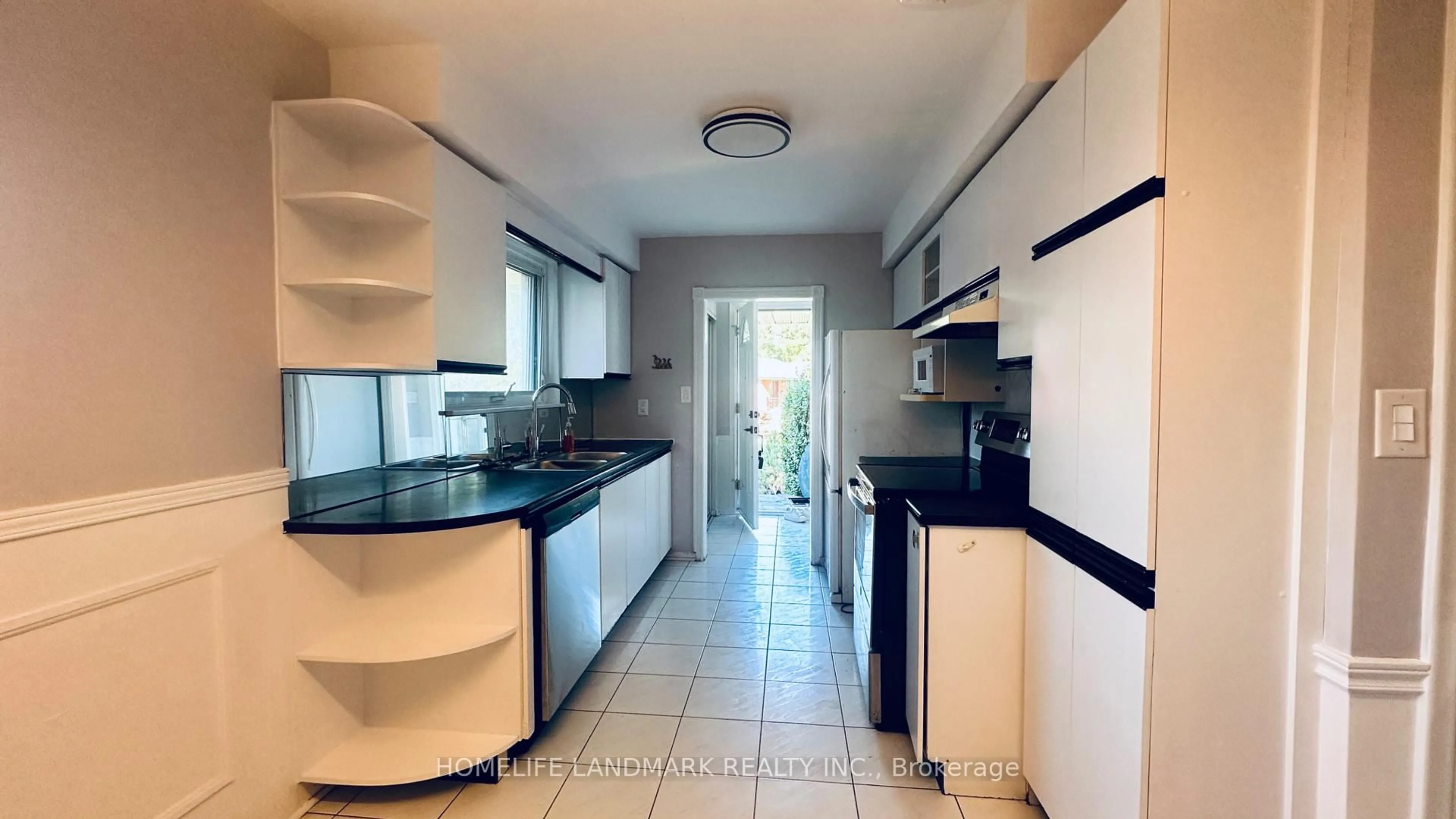 Unknown for 3463 Orion Cres, Mississauga Ontario L5C 2H7