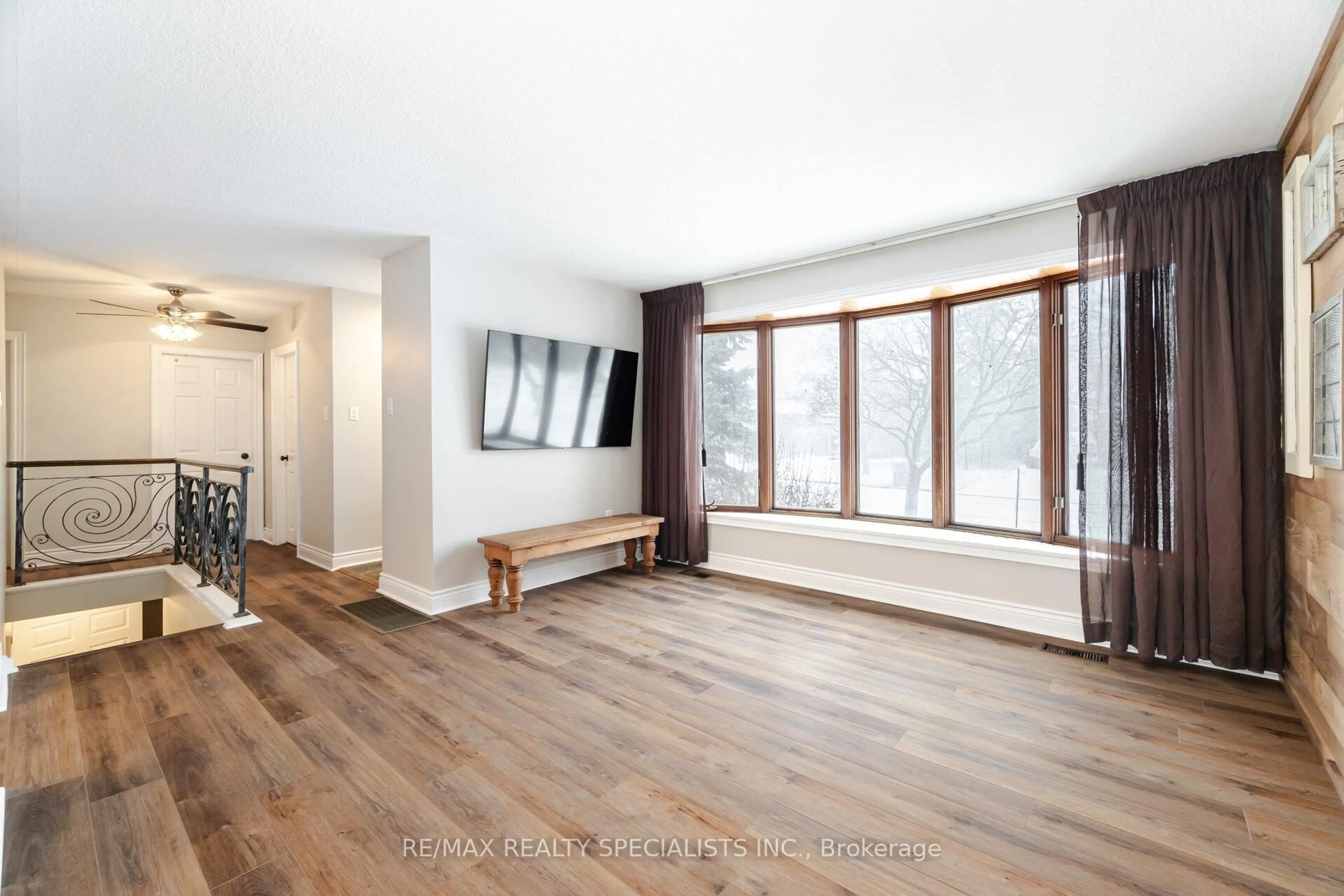 Unknown for 14 Marsden Cres, Brampton Ontario L6W 2X1
