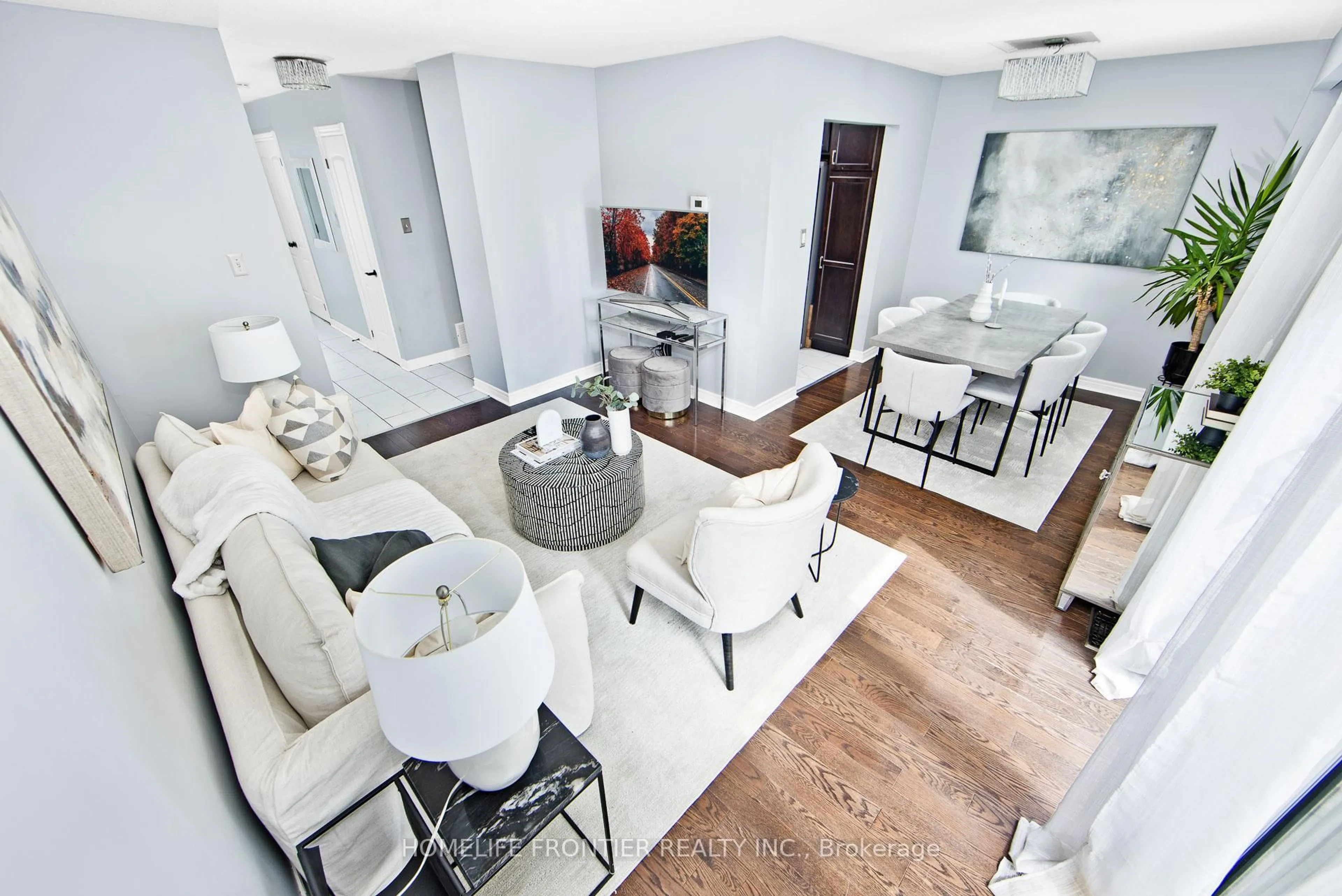 Living room with furniture, unknown for 3400 Rhonda Valy #TH59, Mississauga Ontario L5A 3L9