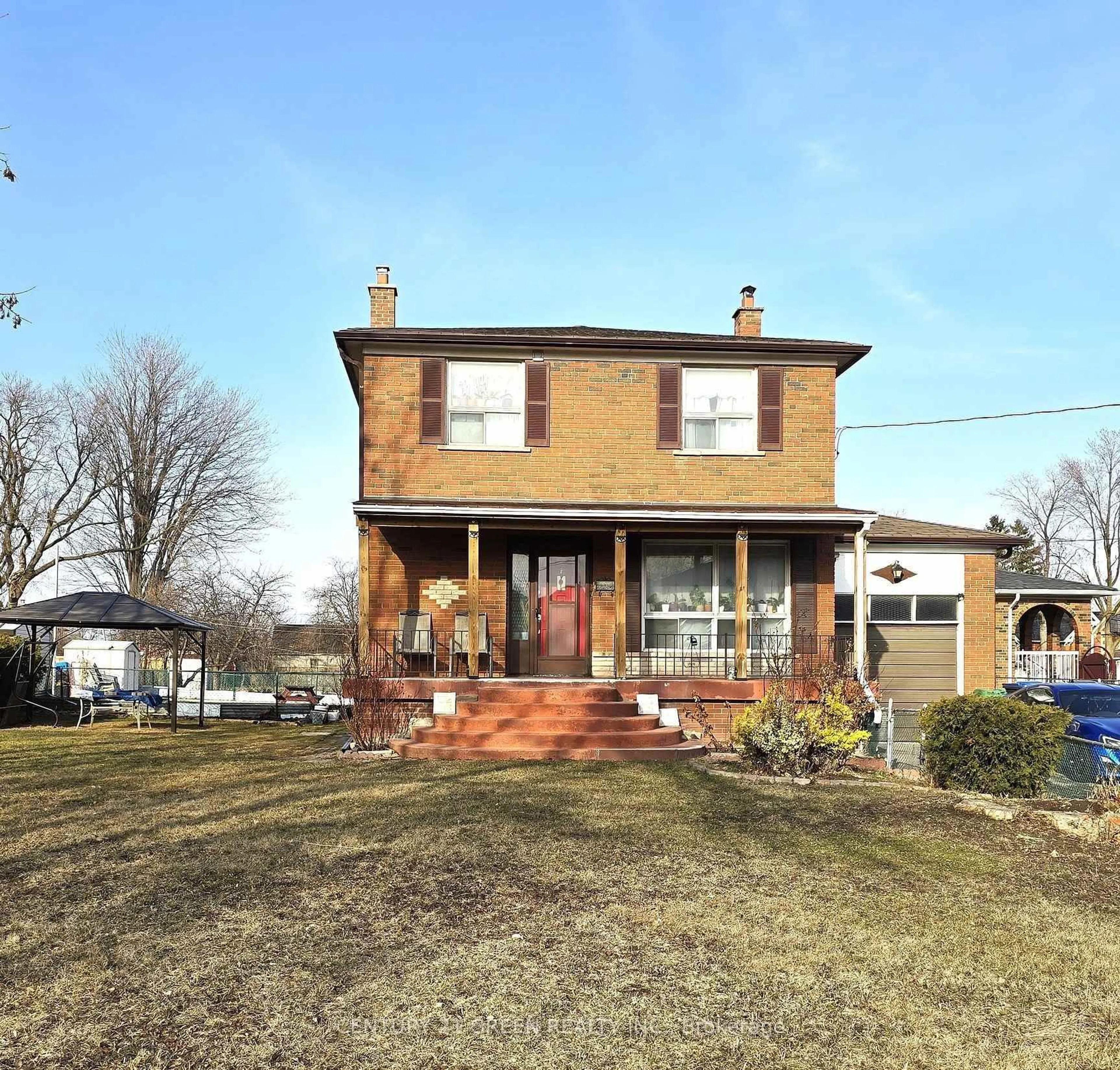 Home with brick exterior material, street for 35 York St, Mississauga Ontario L4T 3M4