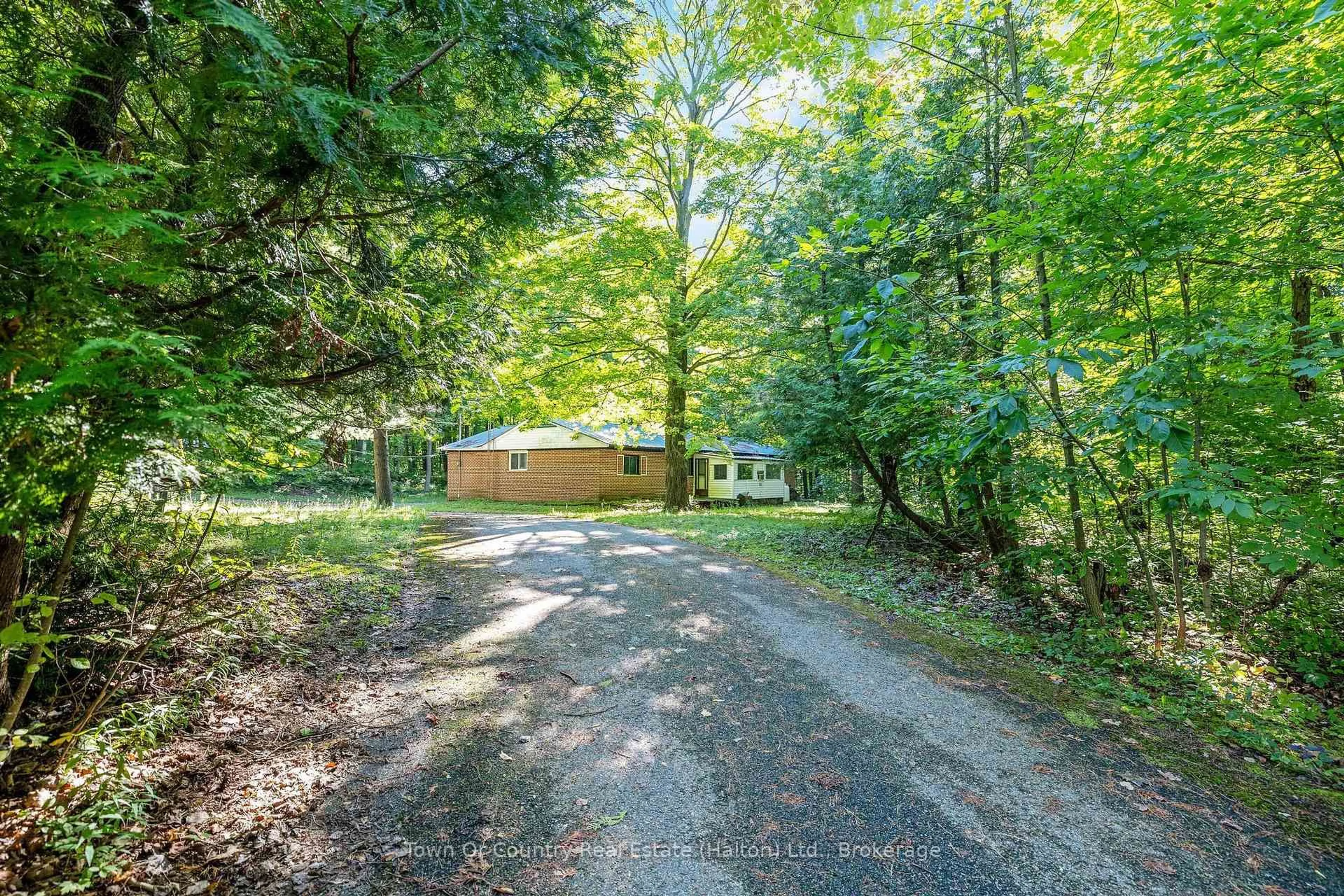 Unknown for 2380 Conservation Rd, Milton Ontario L0P 1B0