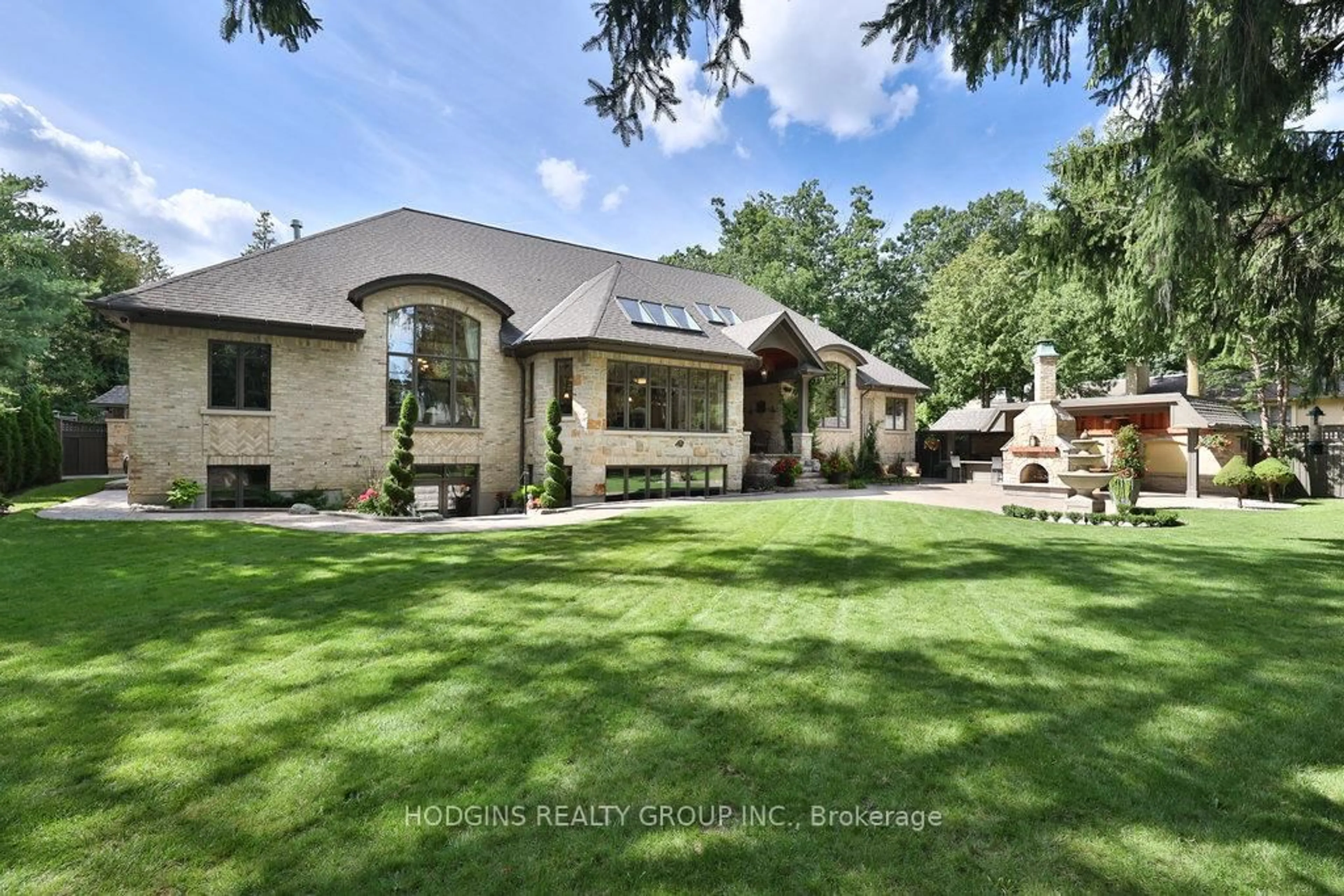 Home with brick exterior material, unknown for 158 Harborn Tr, Mississauga Ontario L5B 1A8