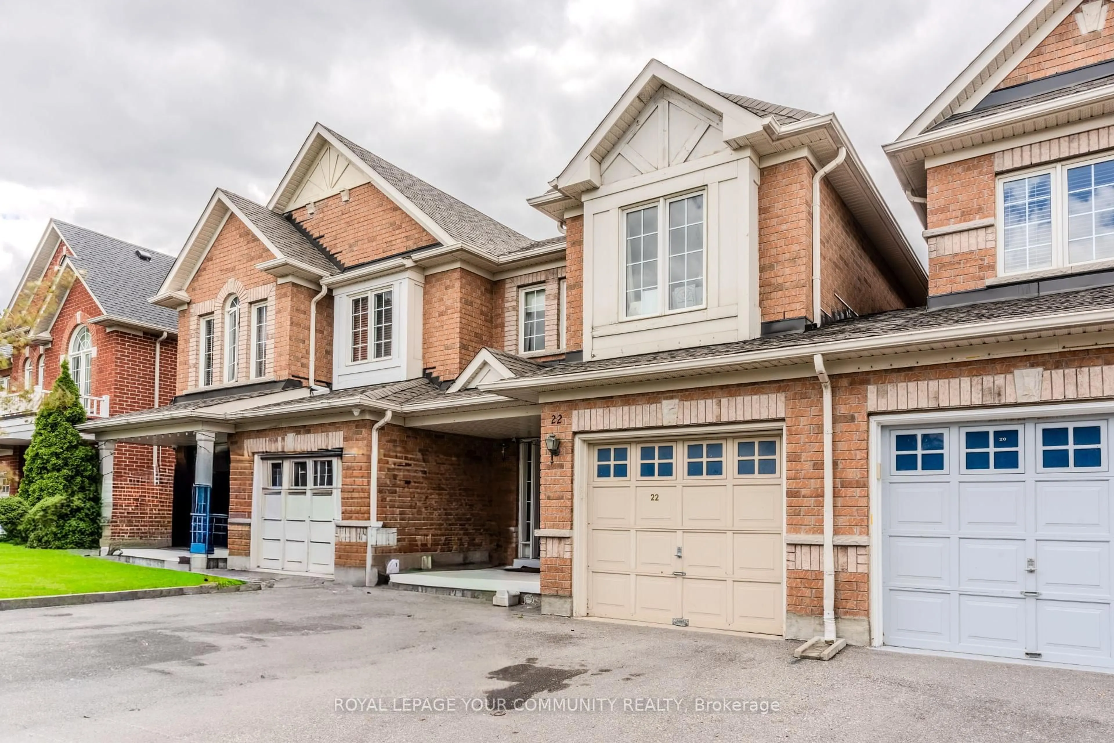 Home with brick exterior material, street for 22 Panama Pl, Brampton Ontario L6P 2G6