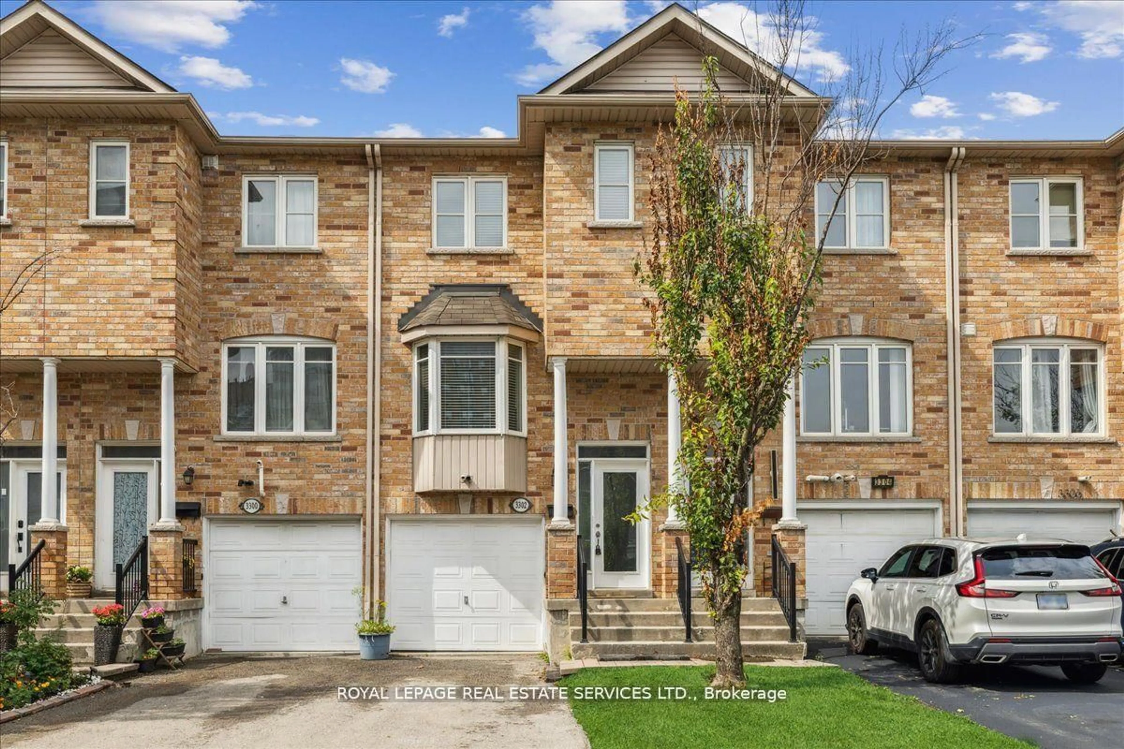 Home with brick exterior material, street for 3302 Pinto Pl, Mississauga Ontario L5B 1V7