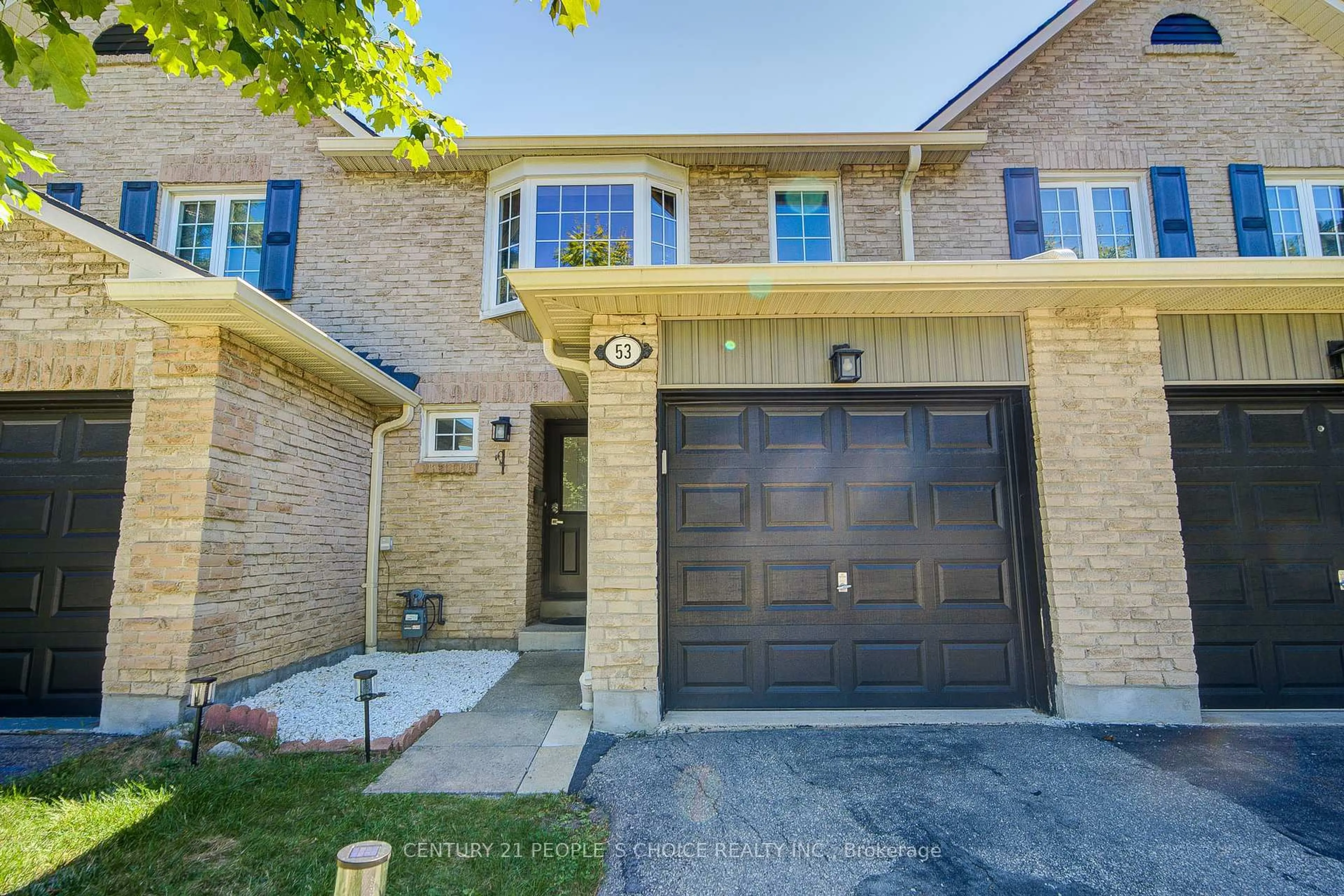 Home with brick exterior material, street for 2766 Folkway Dr #53, Mississauga Ontario L5L 3M3
