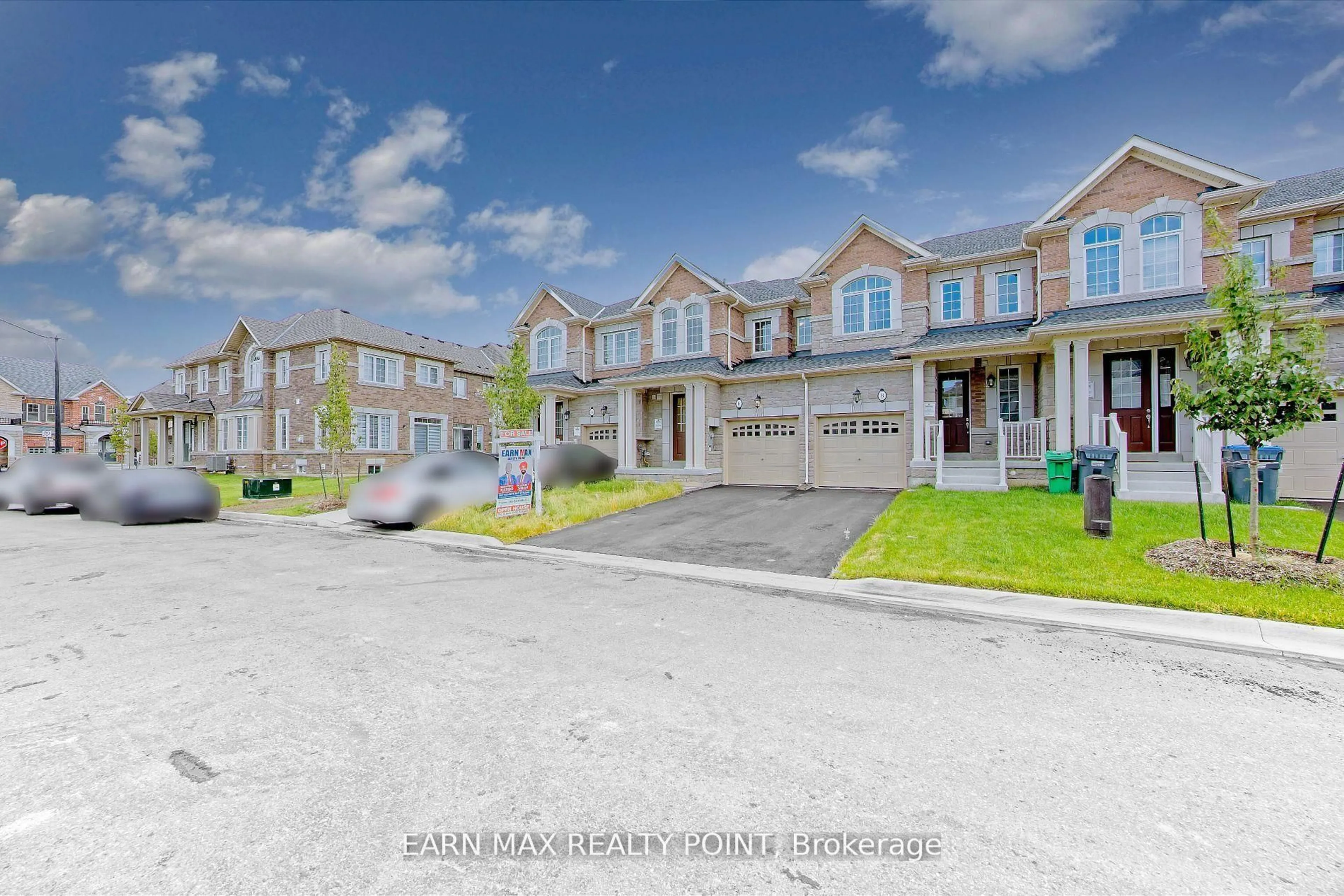 A pic from outside/outdoor area/front of a property/back of a property/a pic from drone, street for 6 Gosset Rd, Brampton Ontario L7A 5J9