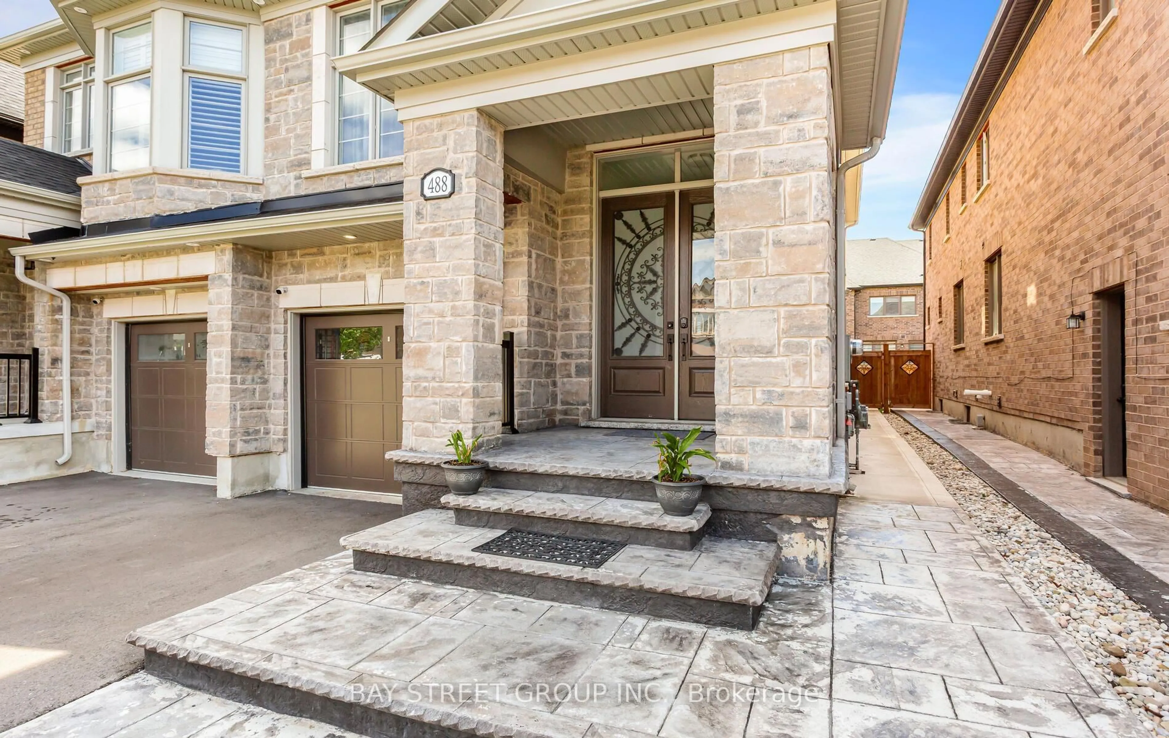 Unknown for 488 Parent Pl, Milton Ontario L9E 1L4