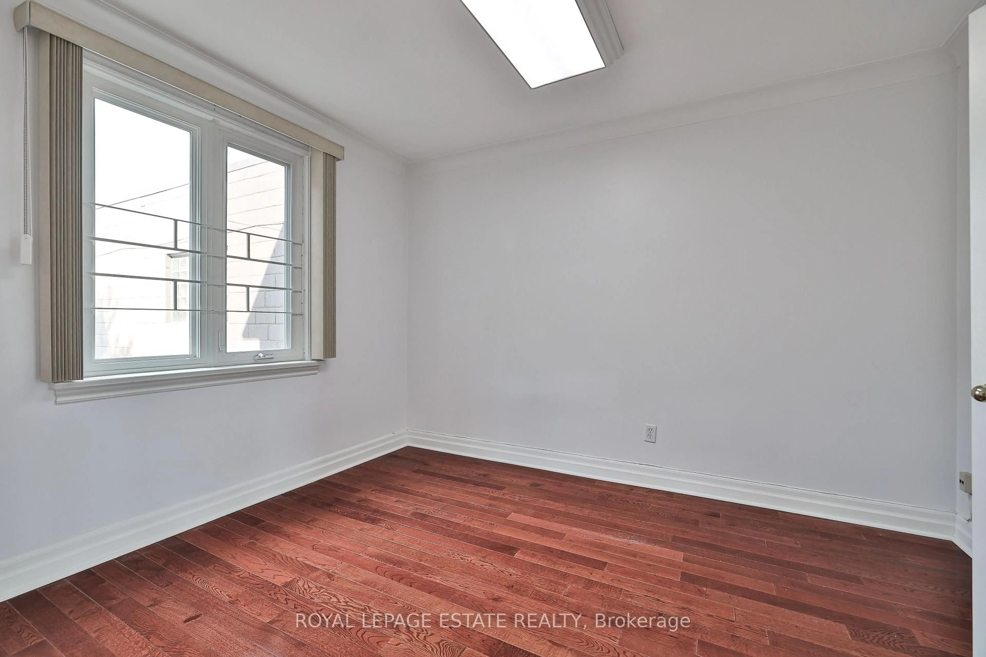 A pic of a room for 1279 Weston Rd, Toronto Ontario M6M 4R2