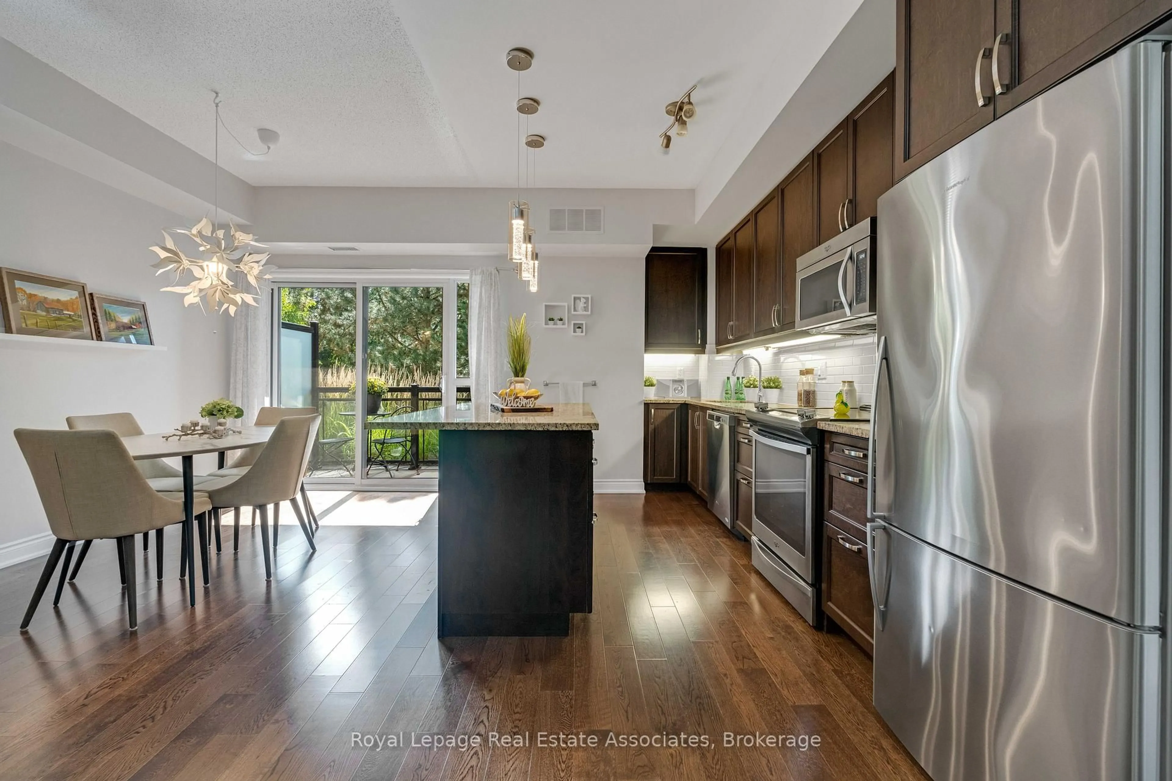 Open concept kitchen, unknown for 3170 Erin Mills Pkwy #108, Mississauga Ontario L5L 0B6