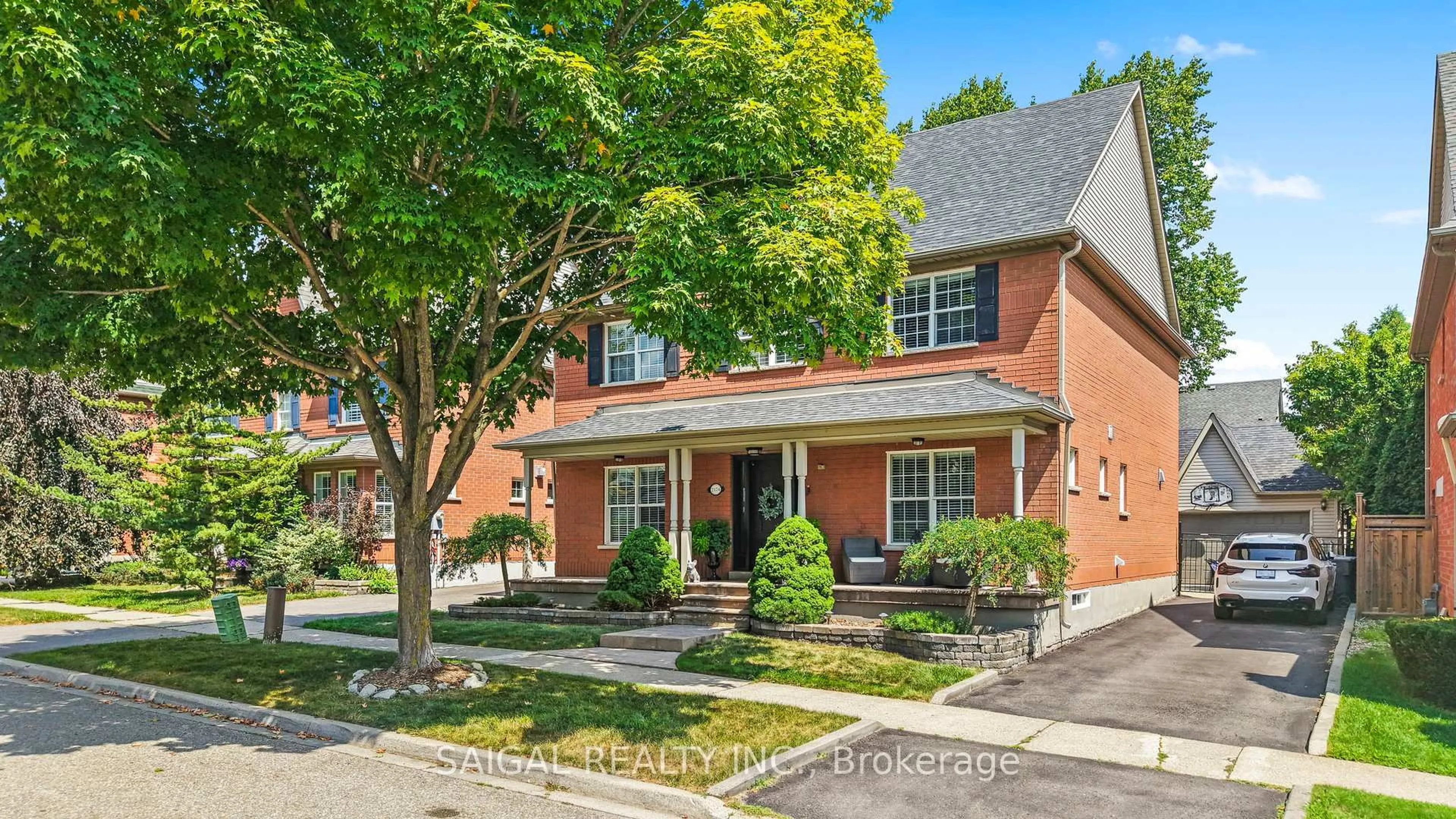 Home with brick exterior material, street for 7174 Upton Cres, Mississauga Ontario L5N 7L6