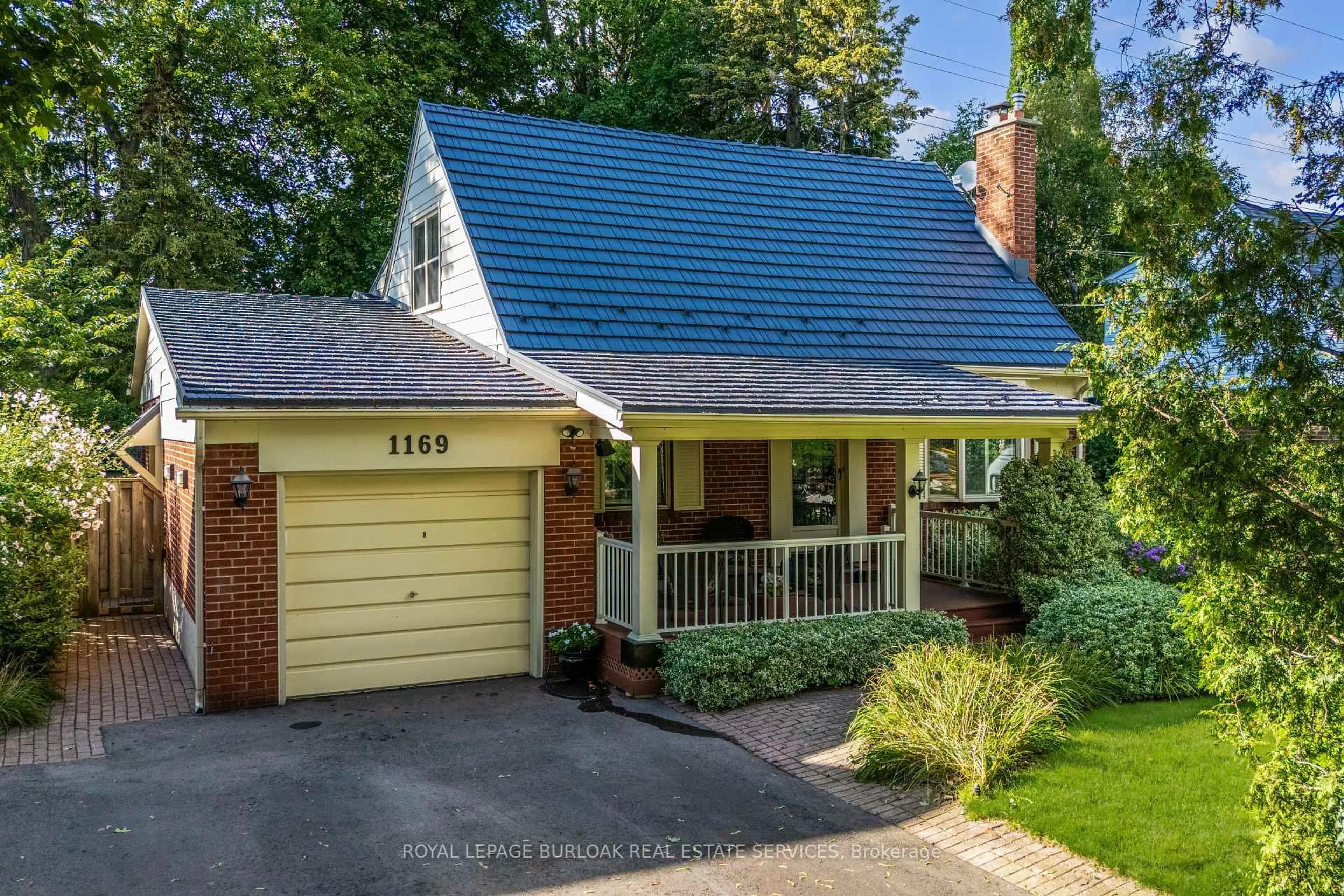 Home with brick exterior material, street for 1169 Greening Ave, Mississauga Ontario L4Y 1H3