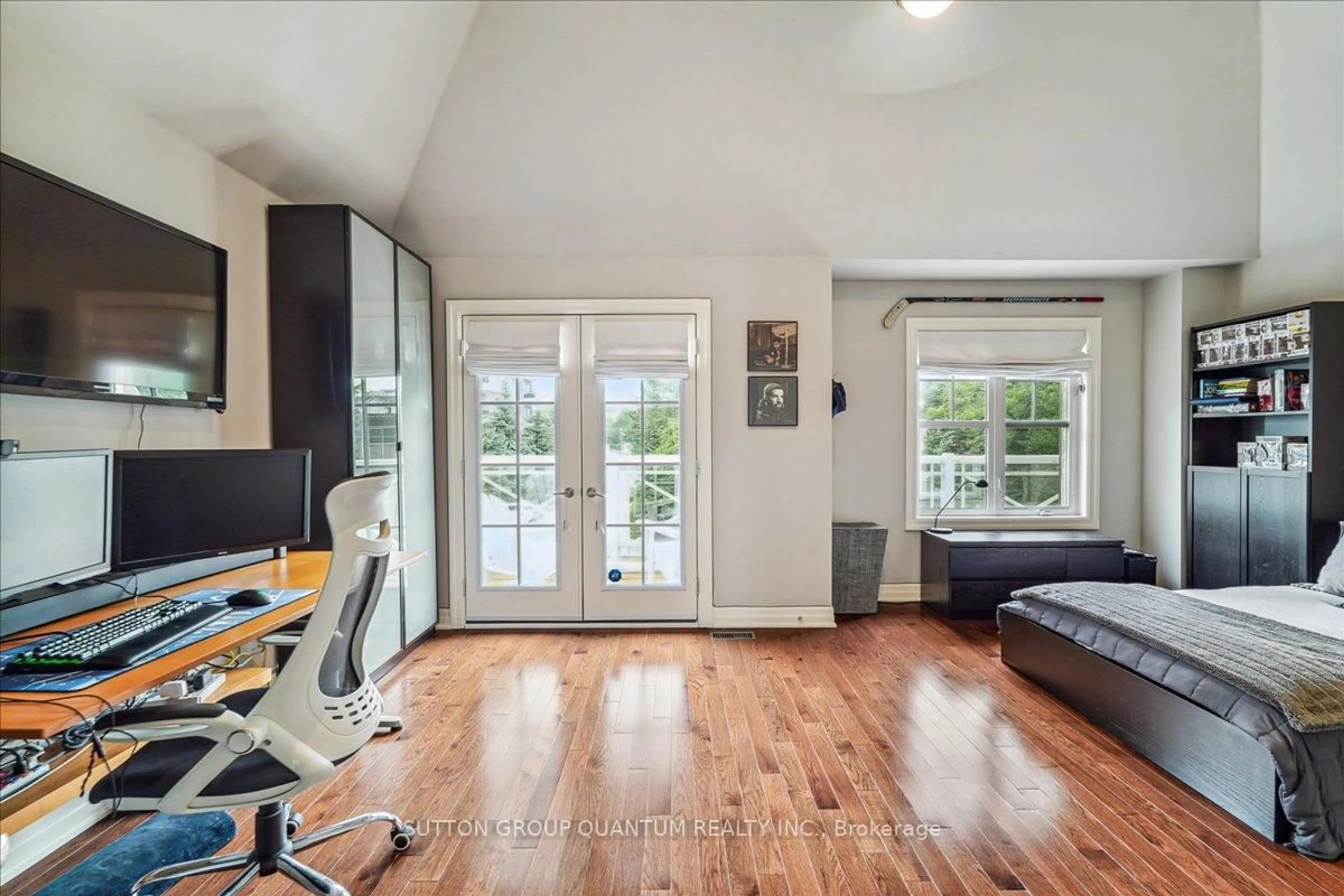 Unknown for 2378 Marine Dr, Oakville Ontario L6L 1C4