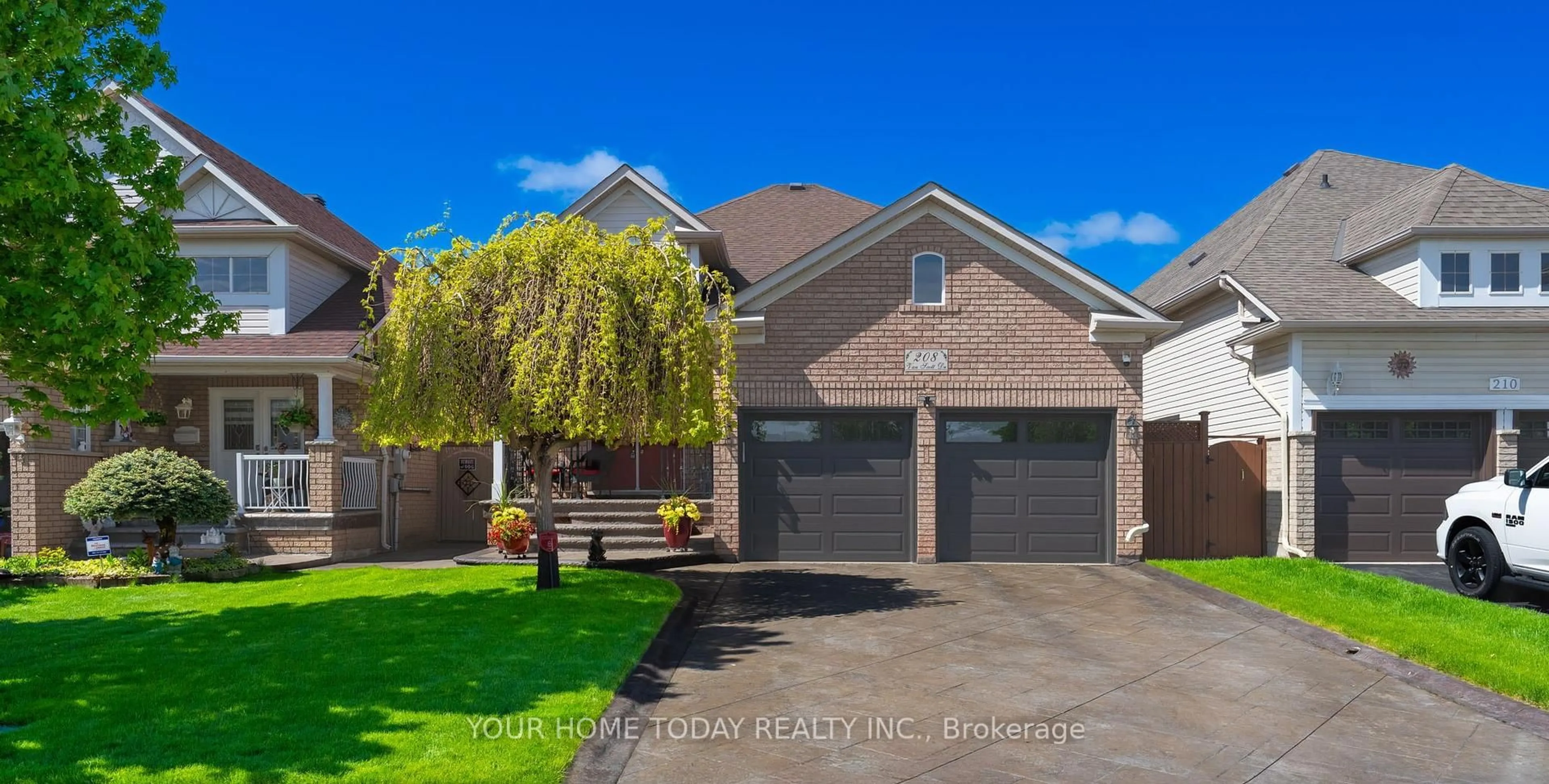 Home with brick exterior material, street for 208 Van Scott Dr, Brampton Ontario L7A 1V9