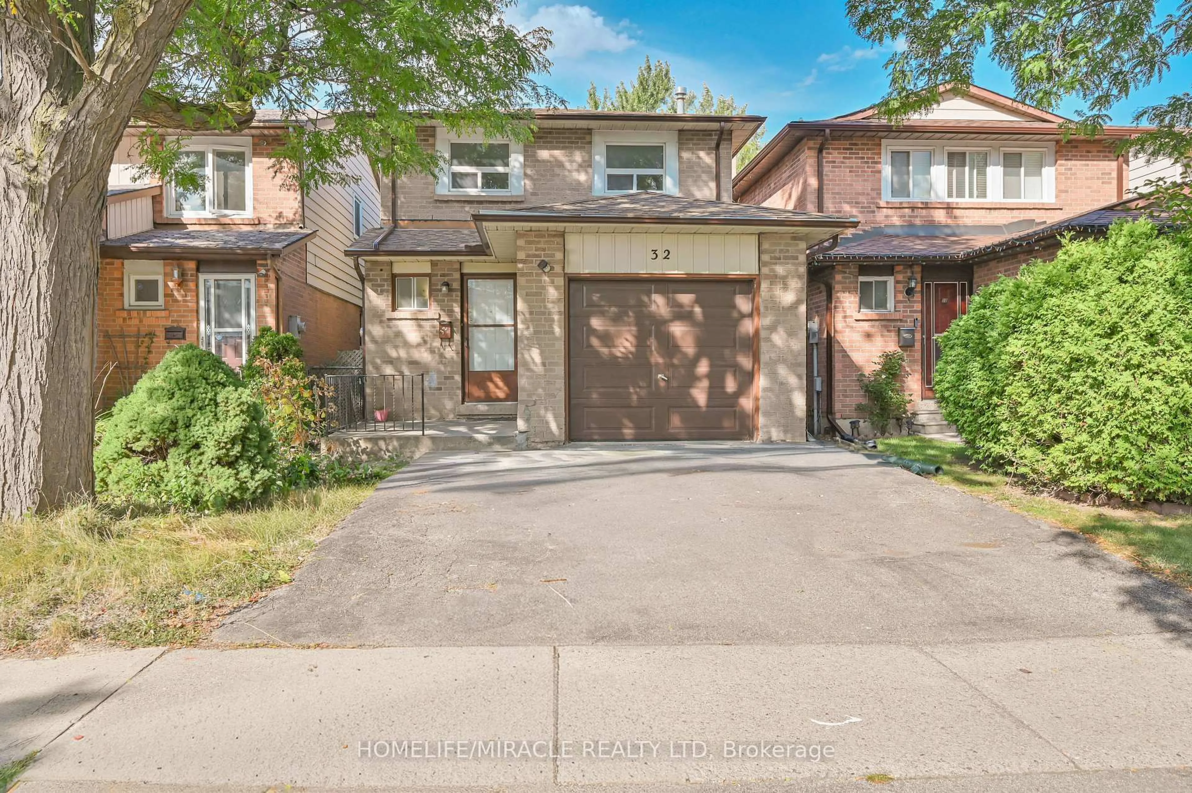 Home with brick exterior material, street for 32 Woodsview Ave, Toronto Ontario M9W 6C1