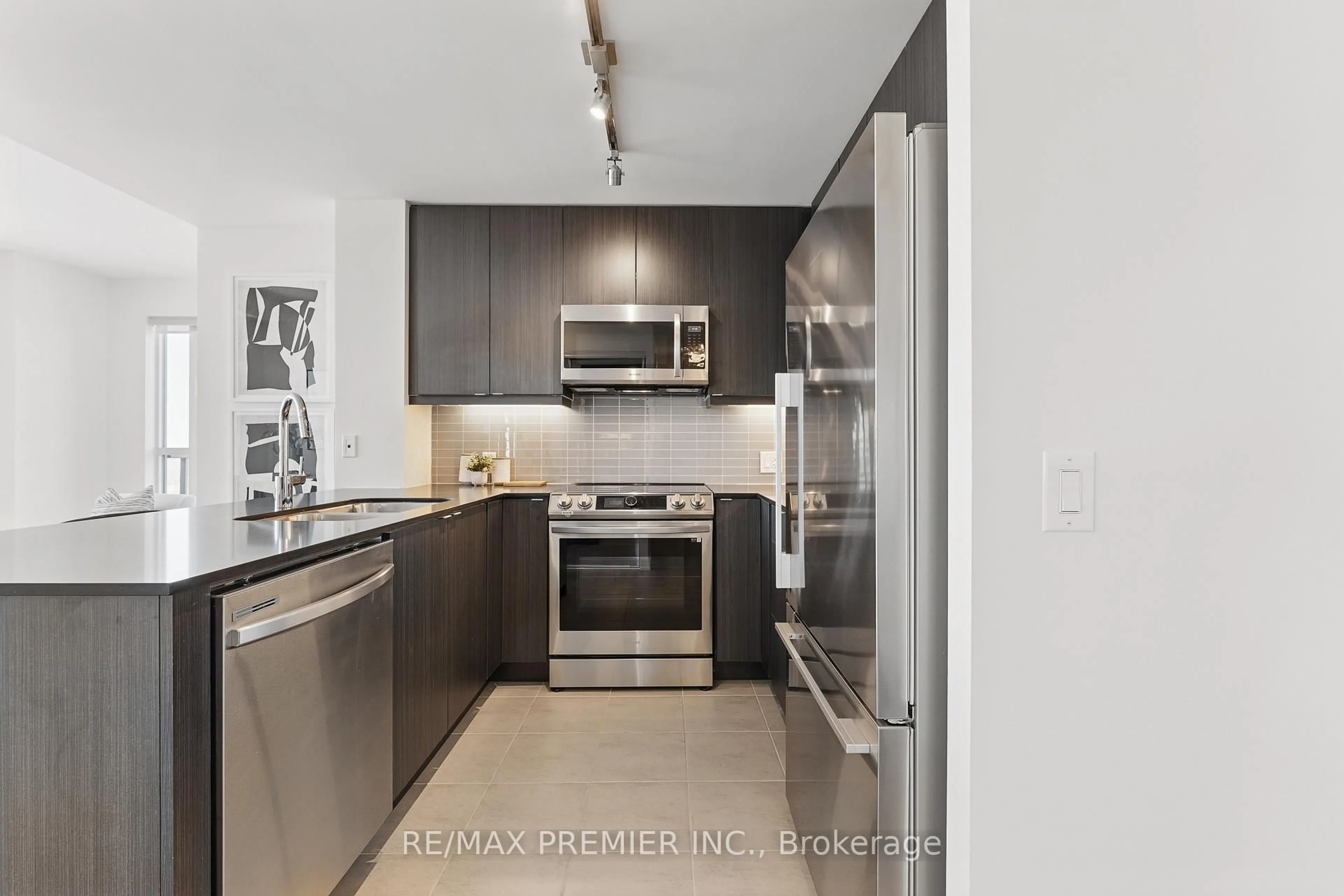 Standard kitchen, unknown for 50 Thomas Riley Rd #2409, Toronto Ontario M9B 0C5