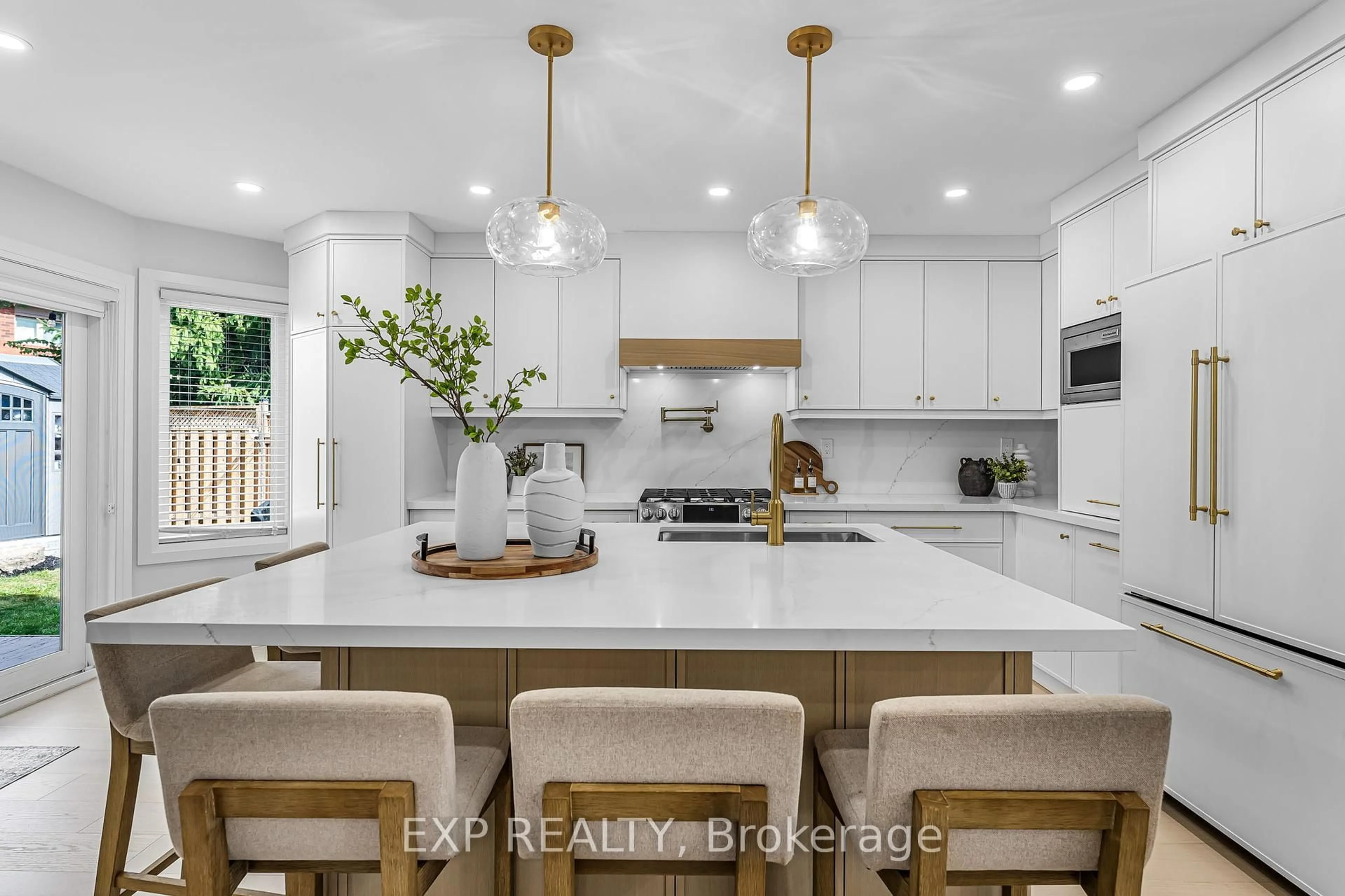 Contemporary kitchen, ceramic/tile floor for 12 Killaloe Cres, Halton Hills Ontario L7G 5N1