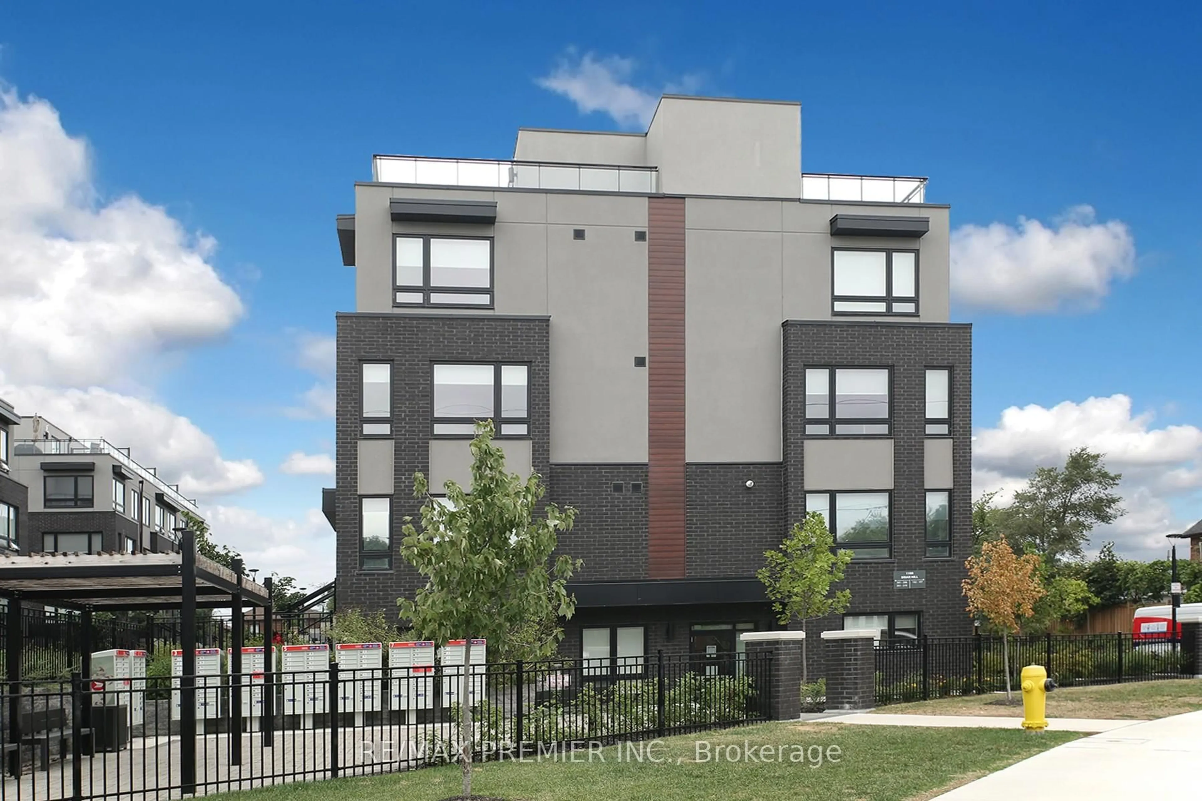 Unknown for 1100 Briar Hill Ave #312, Toronto Ontario M6B 0A9