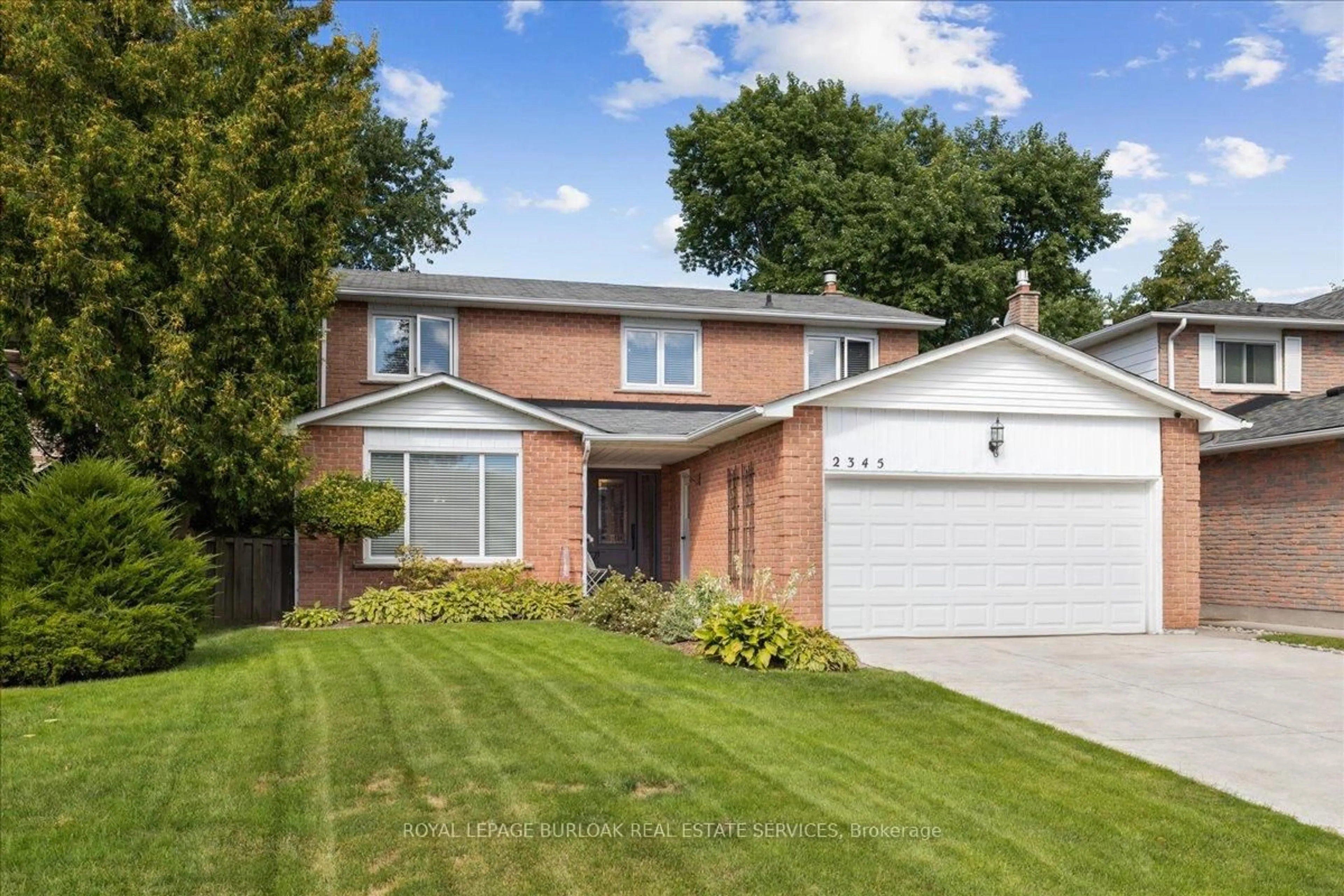 Home with brick exterior material, street for 2345 Montgomery Dr, Burlington Ontario L7P 4J9