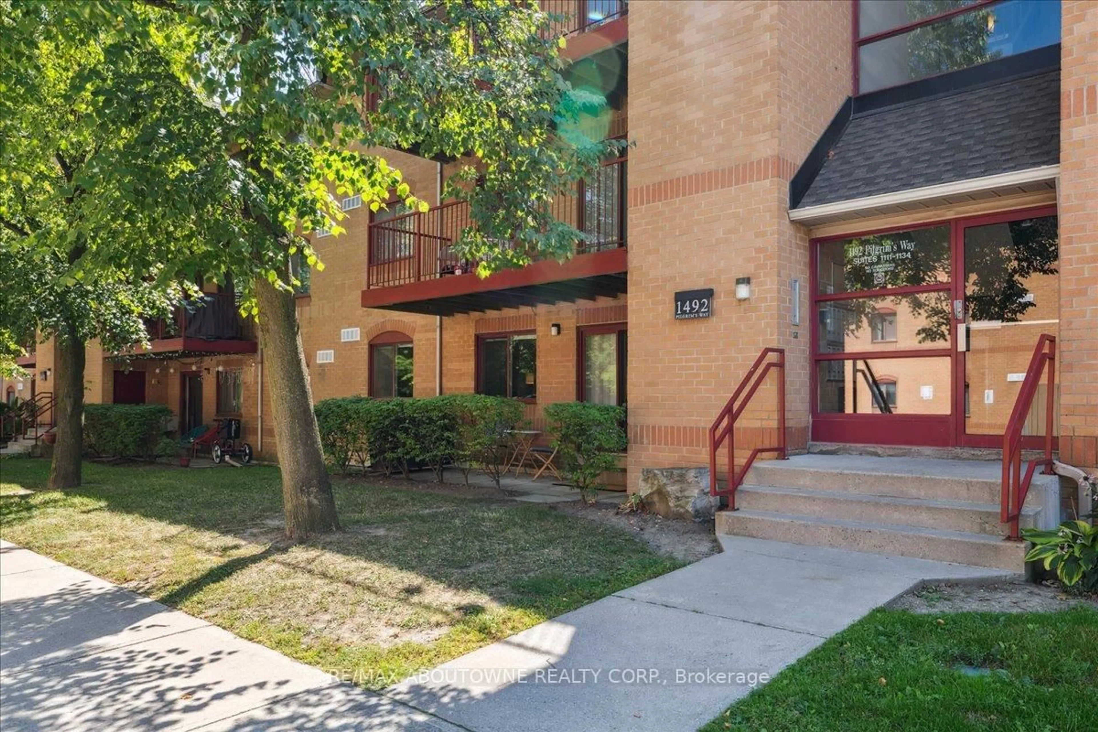 Unknown for 1492 Pilgrims Way #1111, Oakville Ontario L6M 3G8