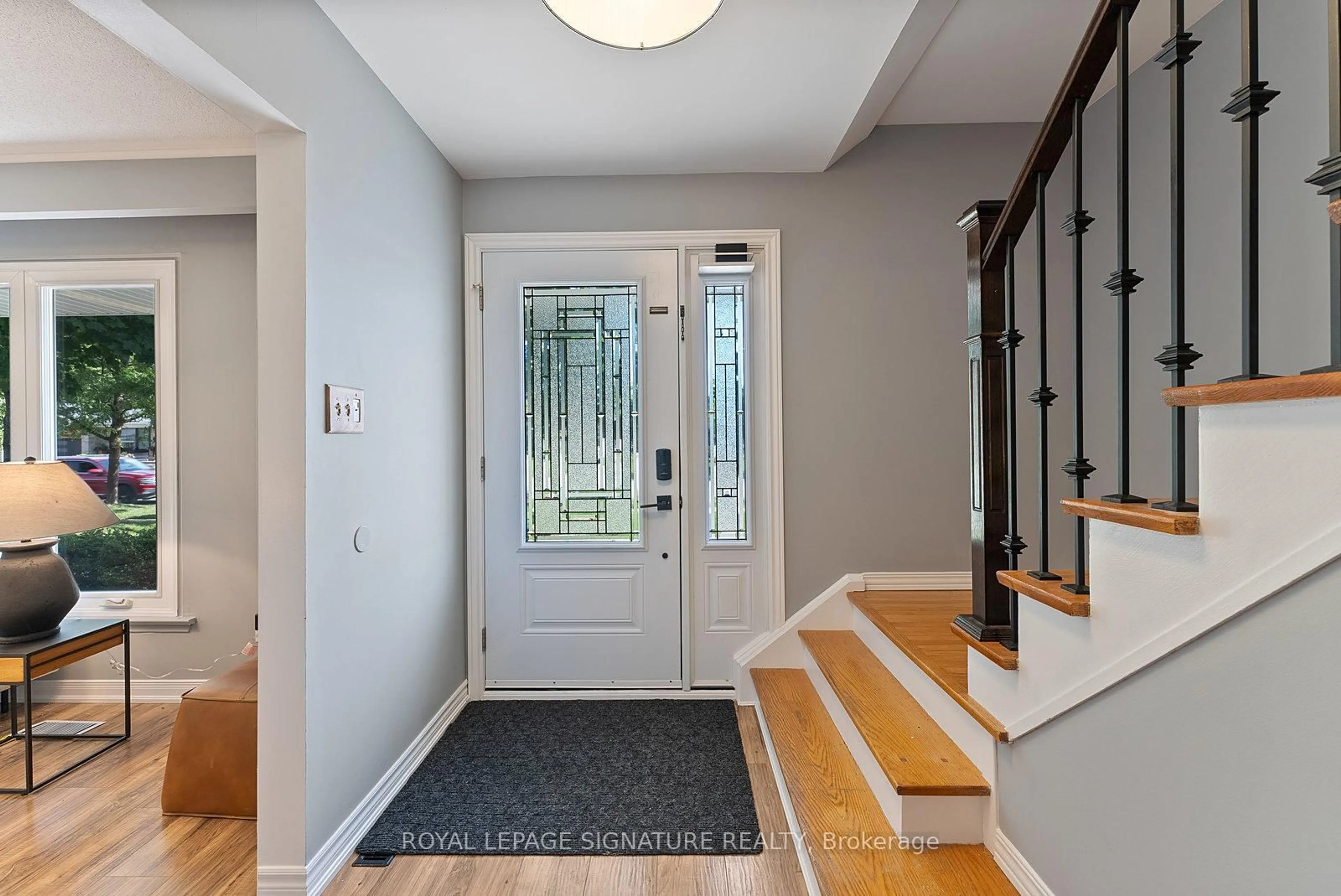 Indoor entryway for 449 Bartley Bull Pkwy, Brampton Ontario L6W 2M4