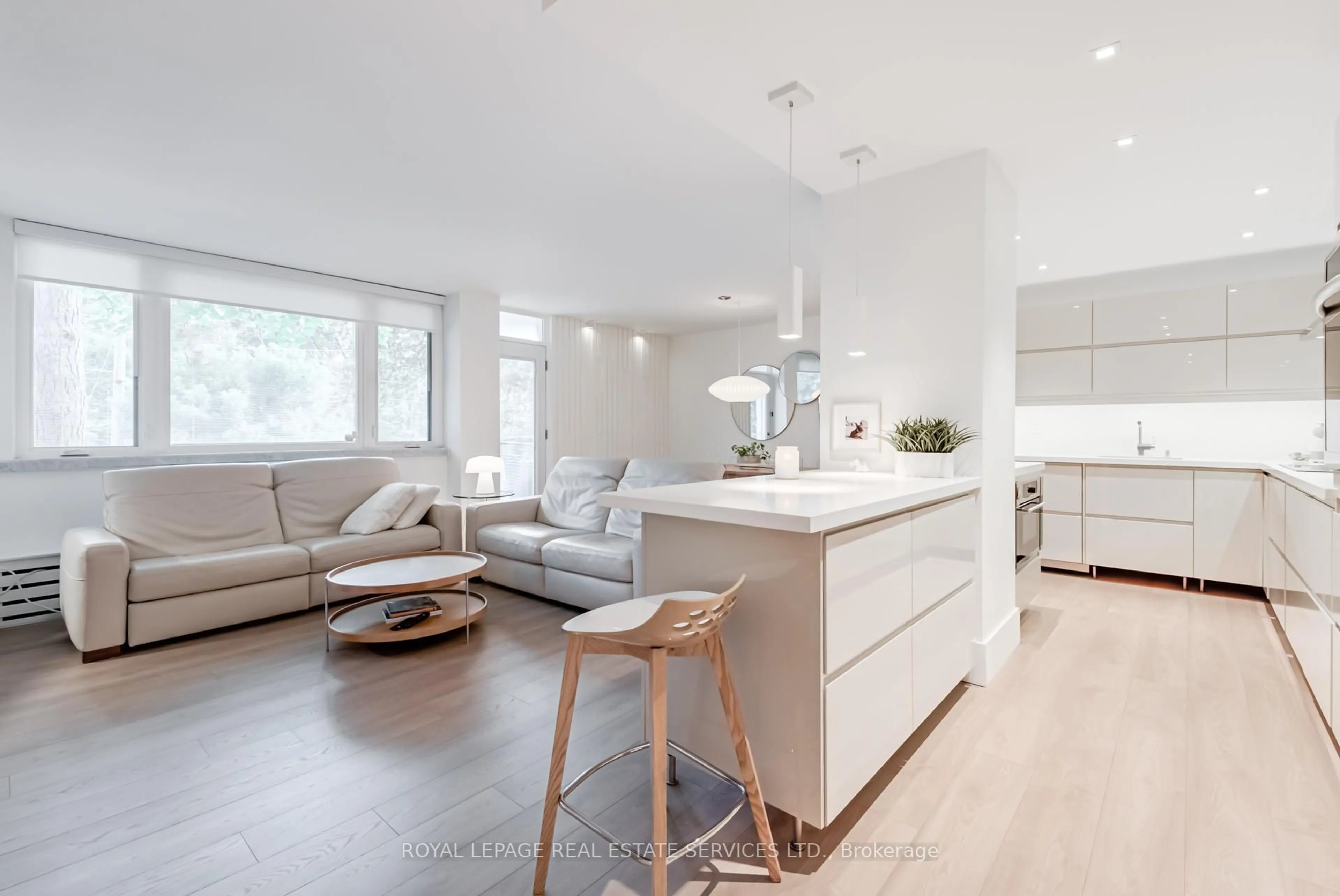 Open concept kitchen, unknown for 80 Coe Hill Dr #221, Toronto Ontario M6S 3C9