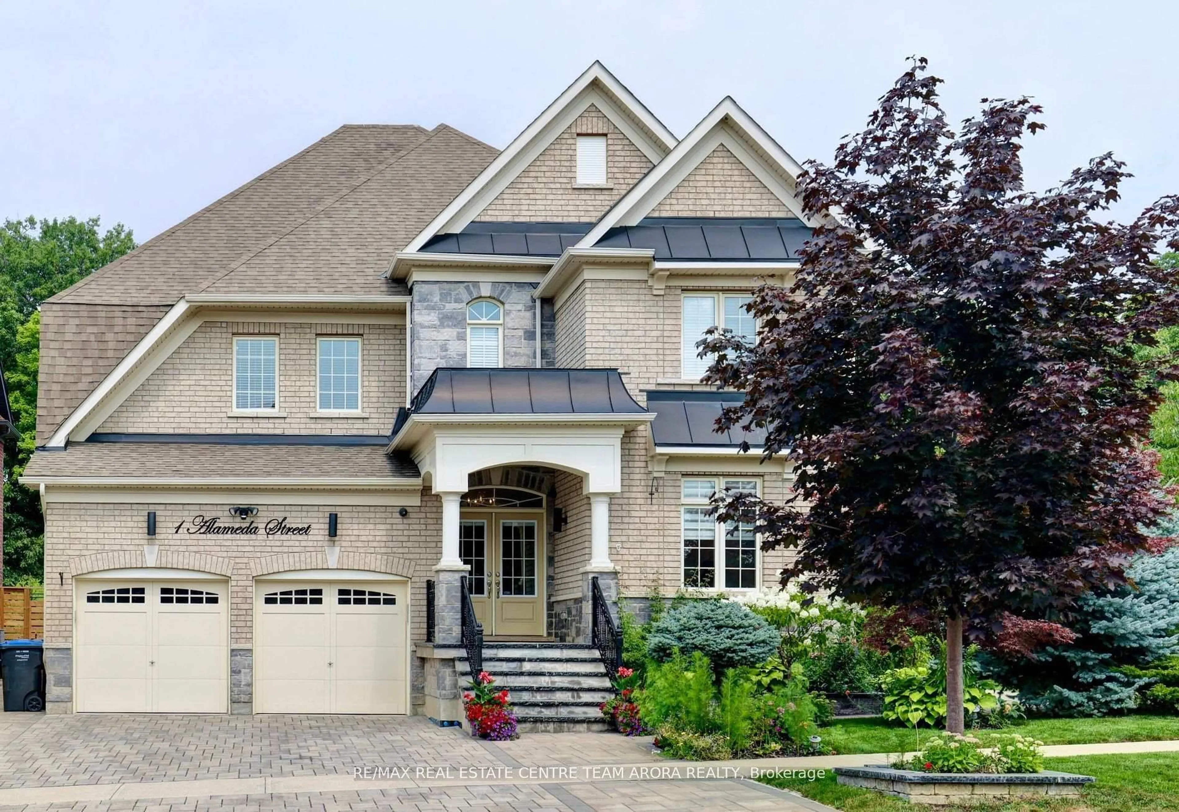 Home with brick exterior material, street for 1 Alameda St, Brampton Ontario L6Y 2Y6