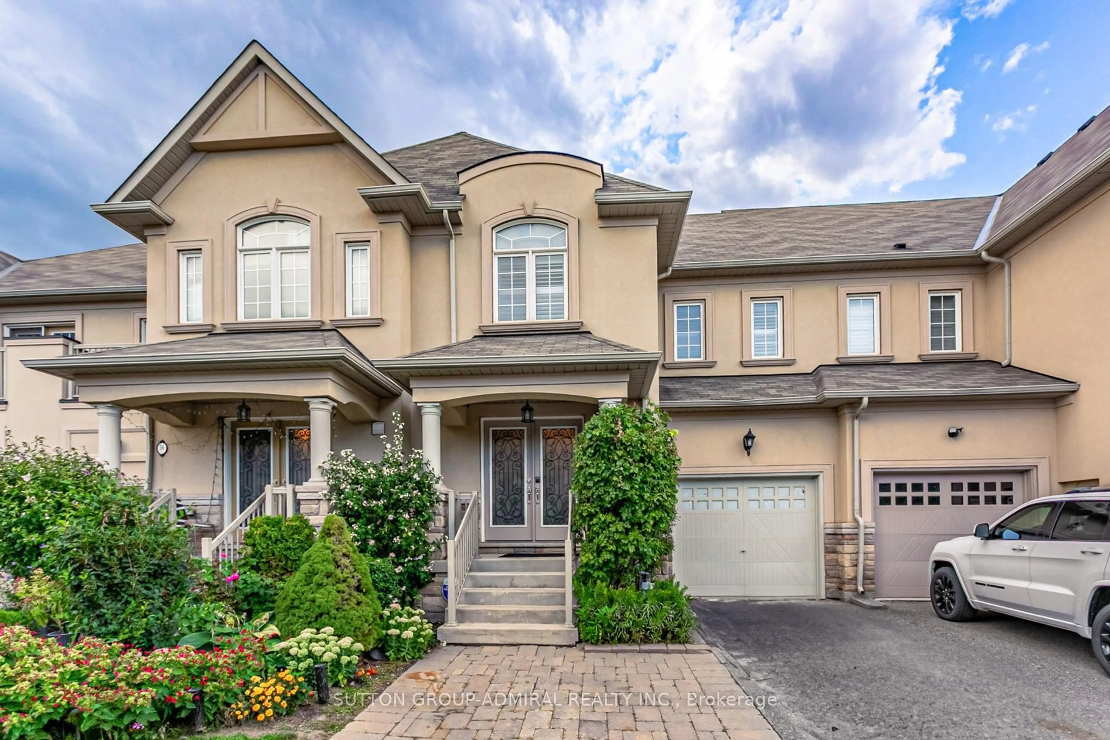 Home with brick exterior material, street for 34 Beachville Circ, Brampton Ontario L6X 0B3