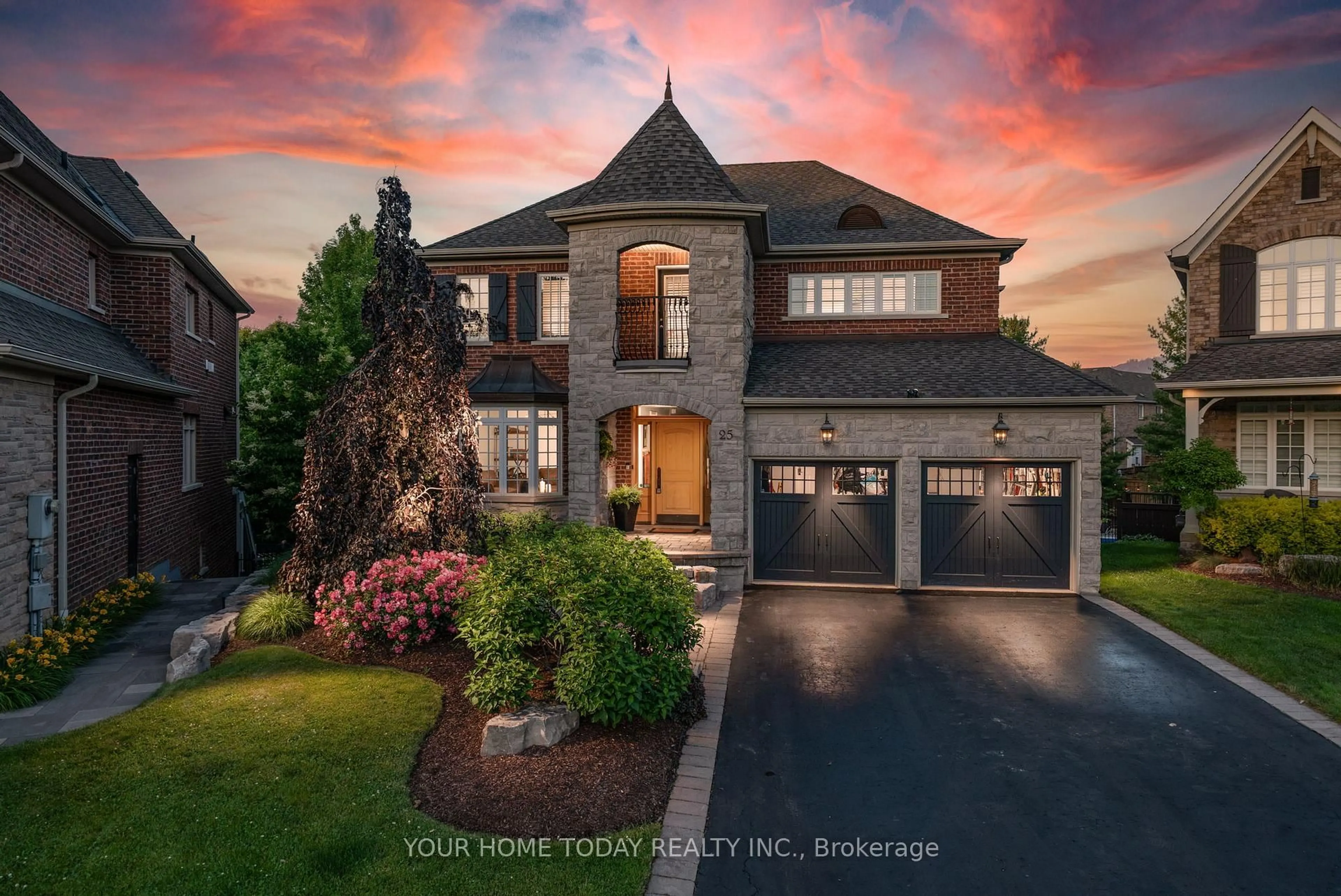 Home with brick exterior material, street for 25 View Point Circ, Halton Hills Ontario L7G 6P2